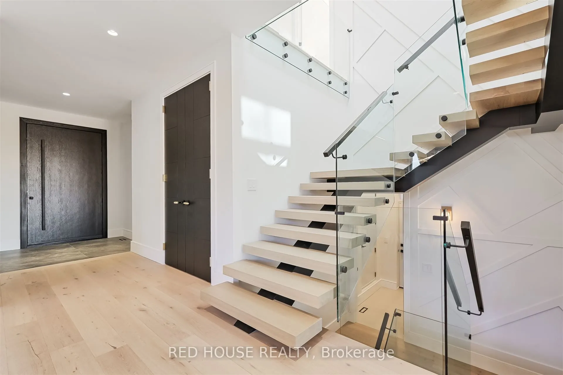 27 Inverleigh Drive