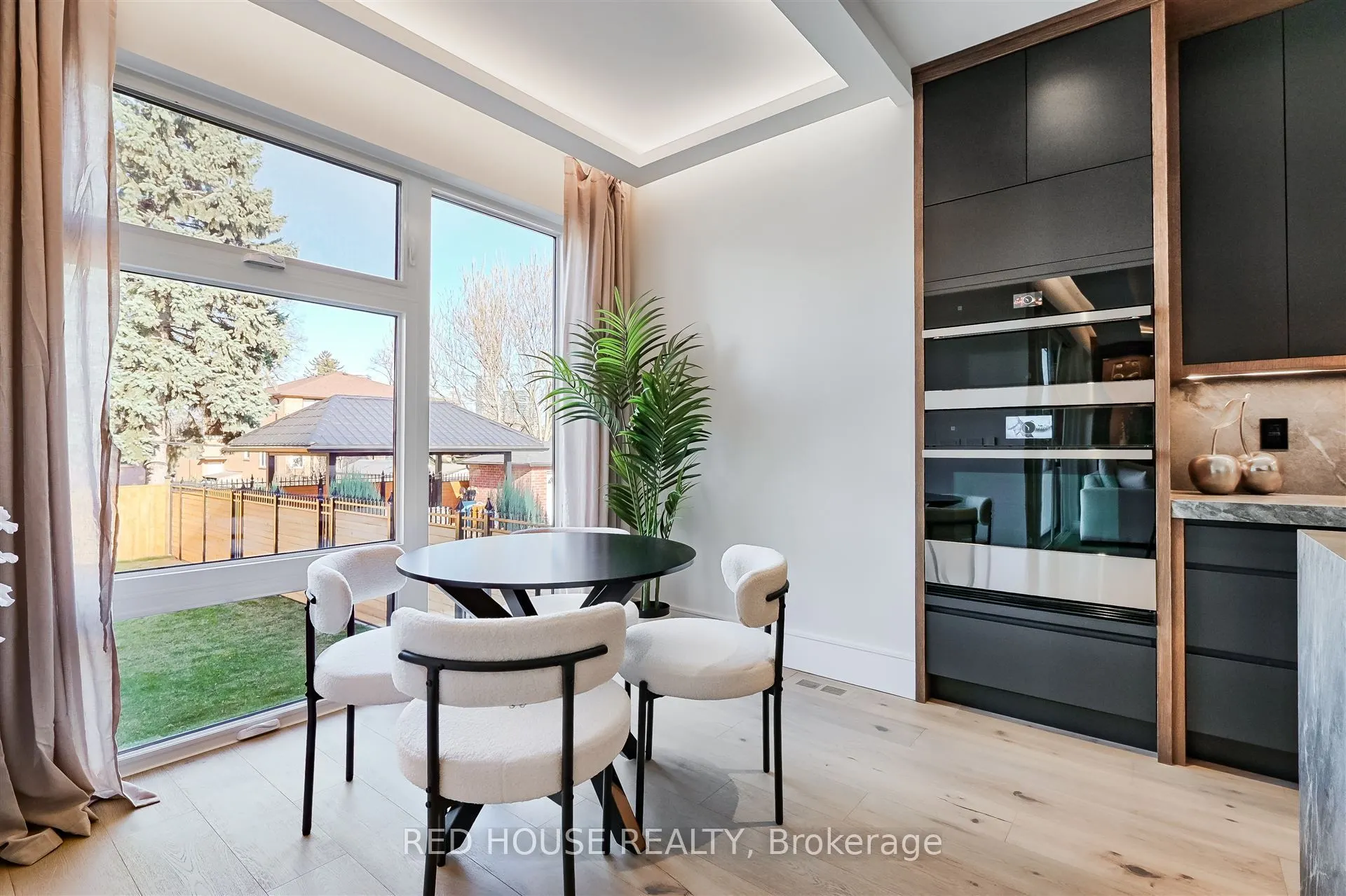 27 Inverleigh Drive