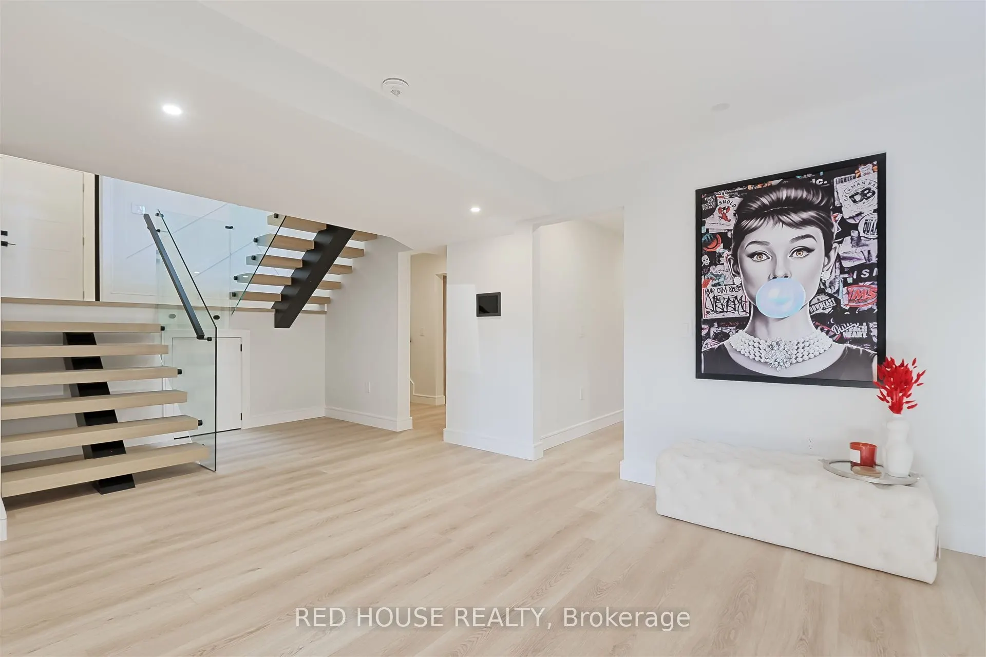 27 Inverleigh Drive