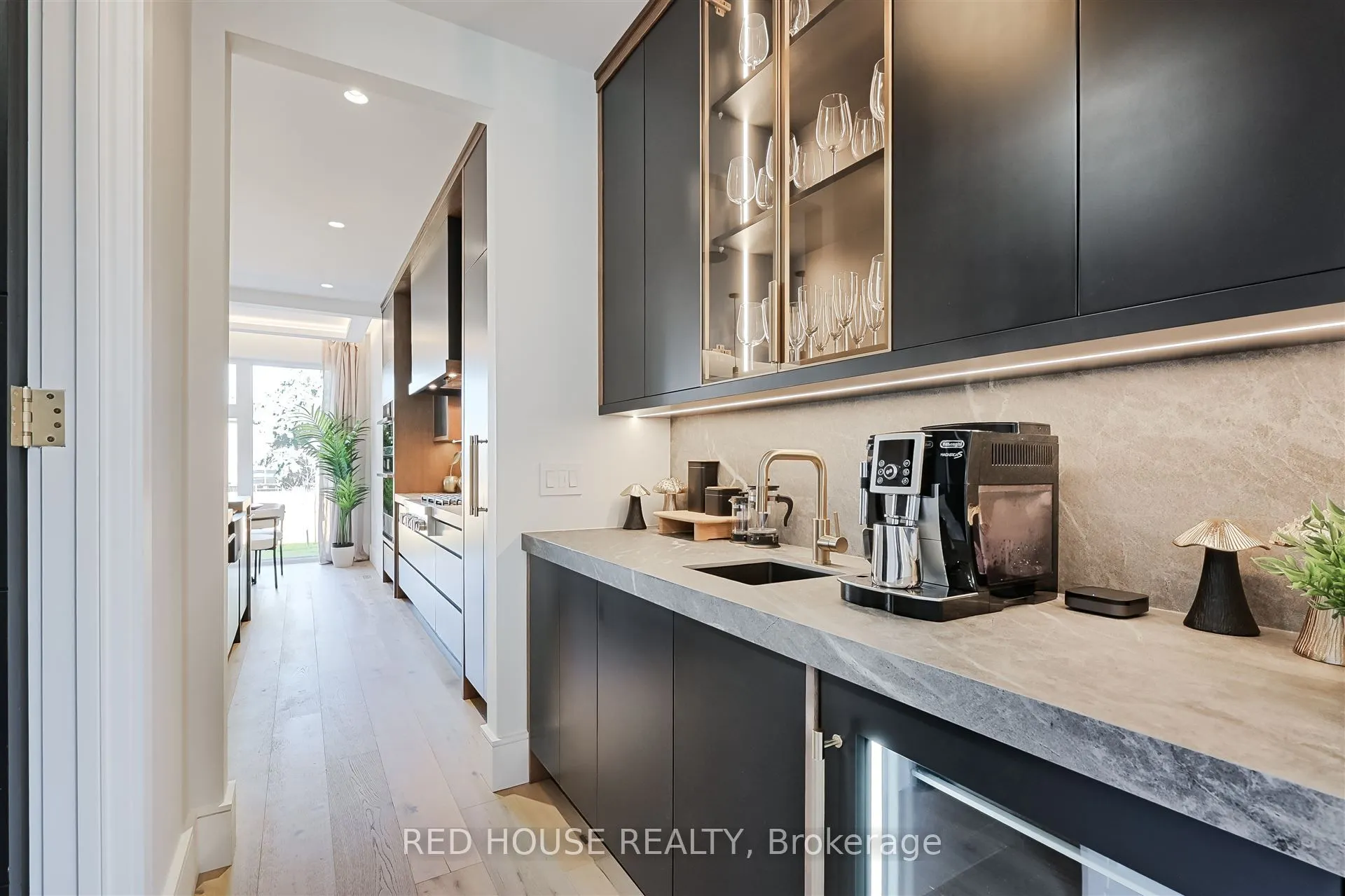 27 Inverleigh Drive