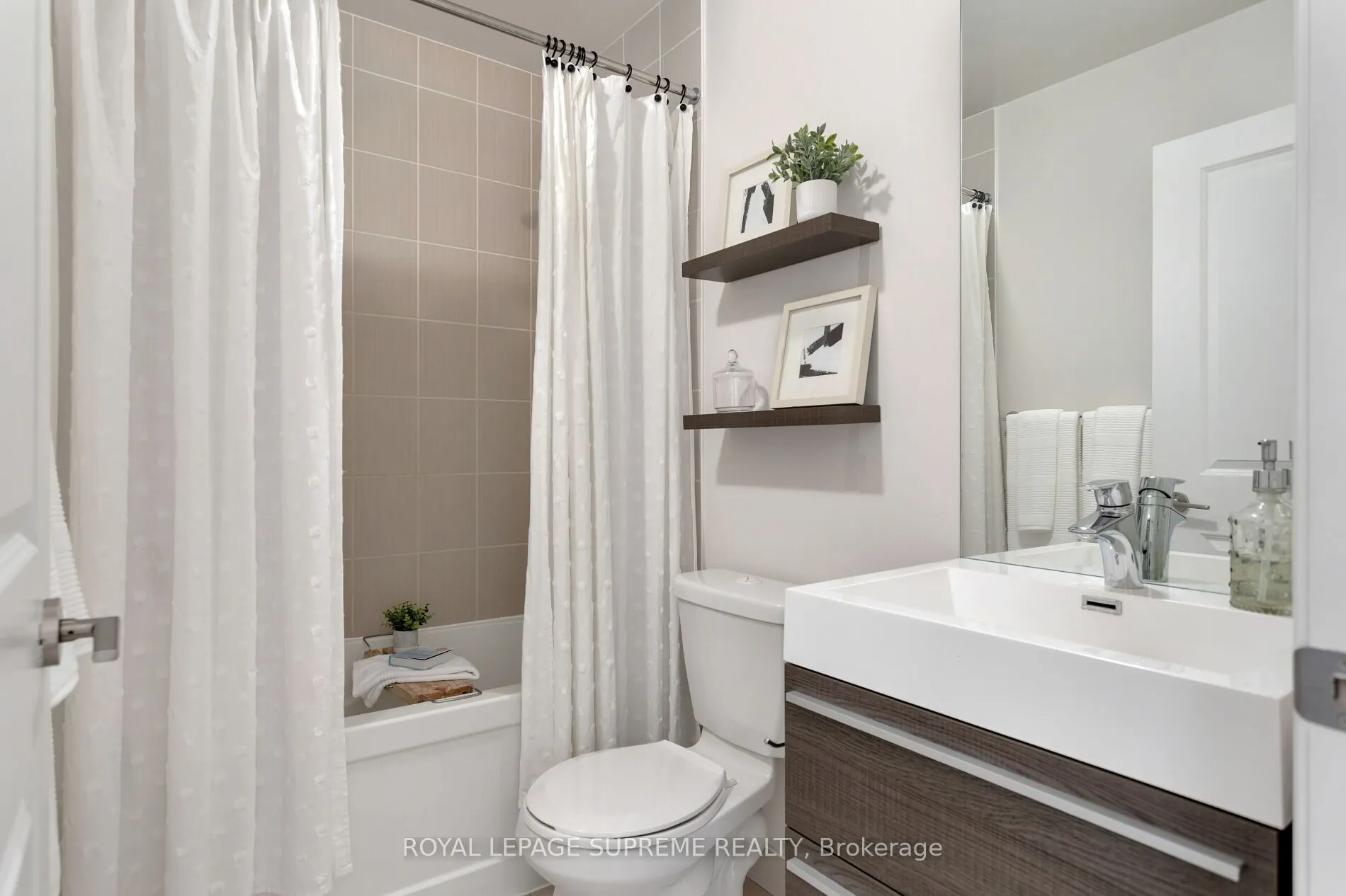 17 Zorra Street, #306