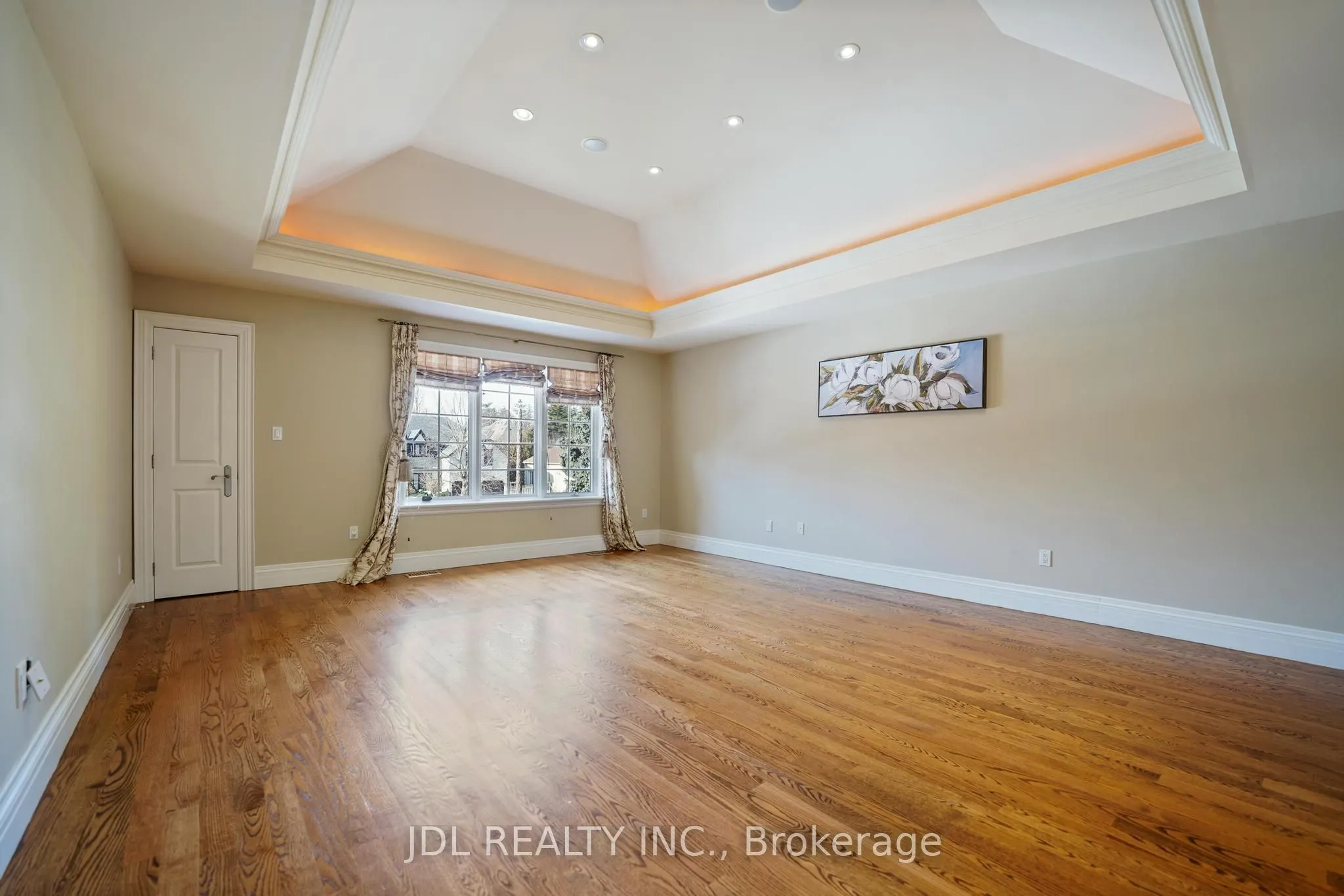 1283 Lindburgh Court