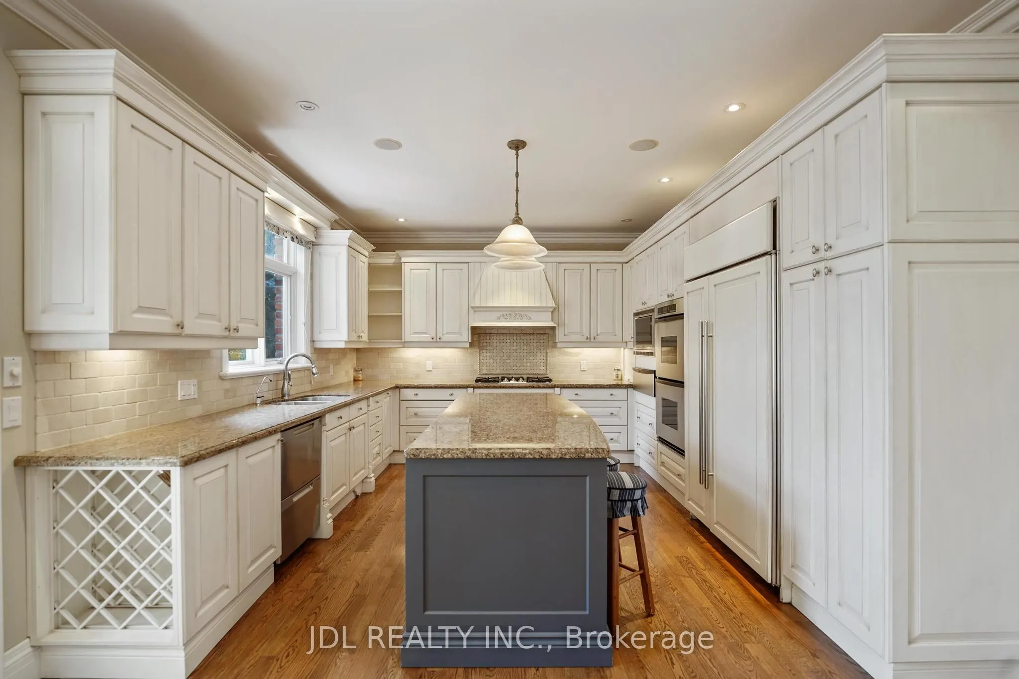 1283 Lindburgh Court
