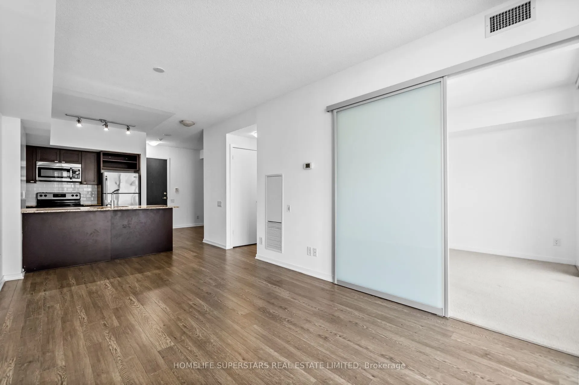 105 The Queensway Avenue, #1901