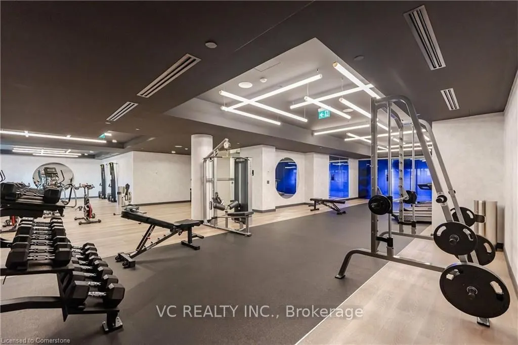 86 Dundas Street E, #513