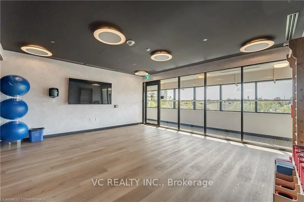 86 Dundas Street E, #513