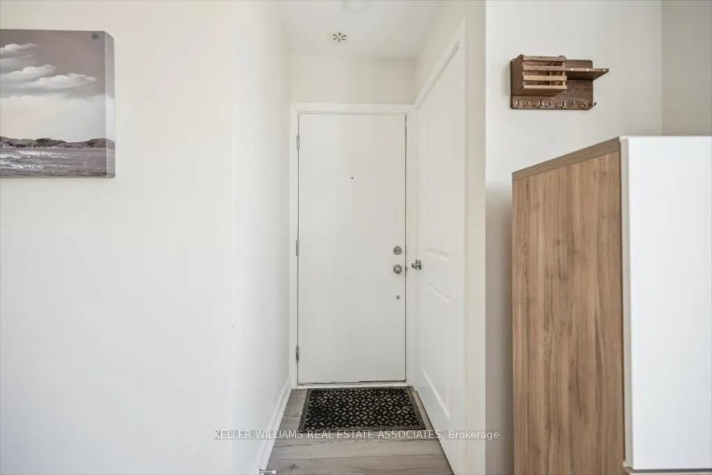 3058 Sixth Line #204