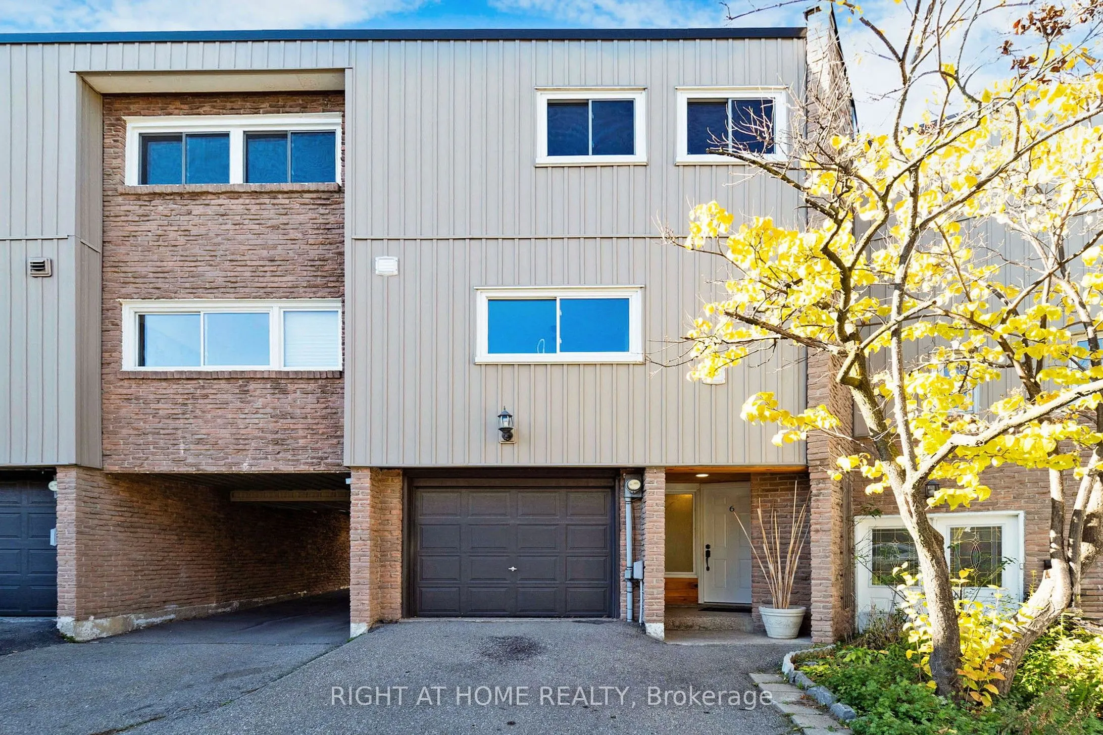 400 Bloor Street #6
