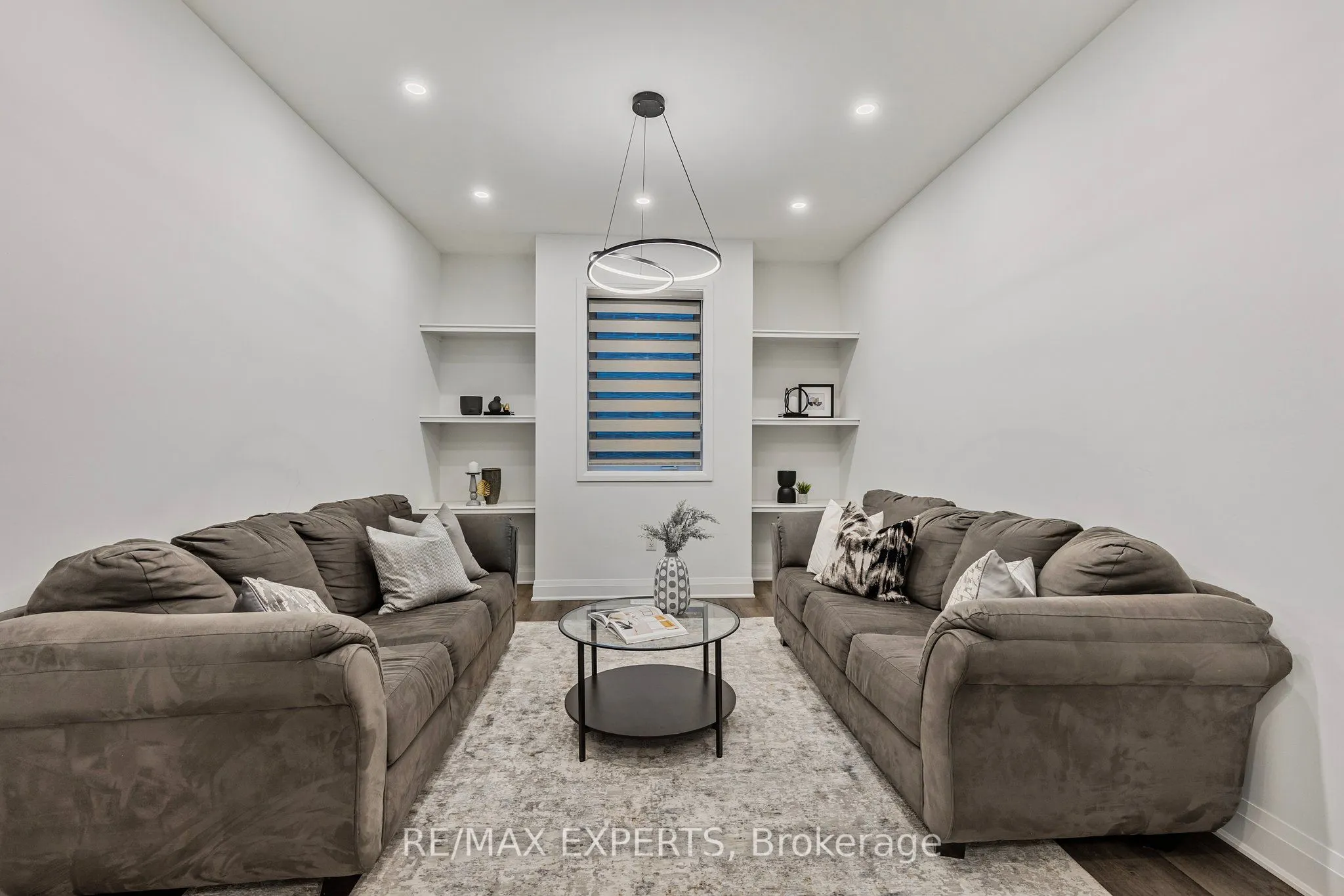 1411 Lobelia Crescent