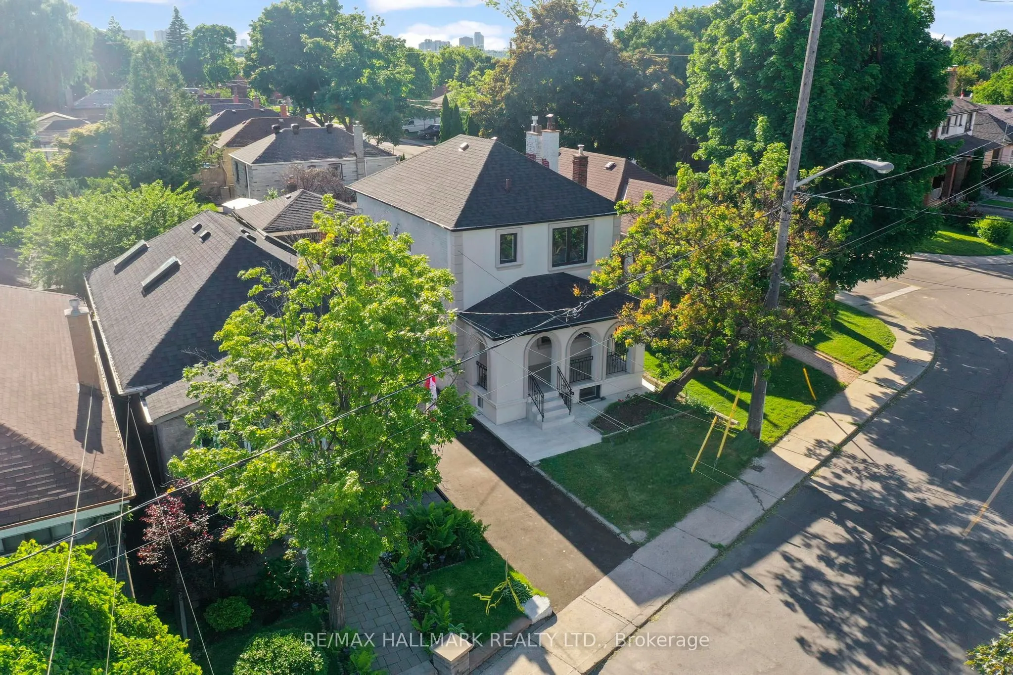 90A Bicknell Avenue