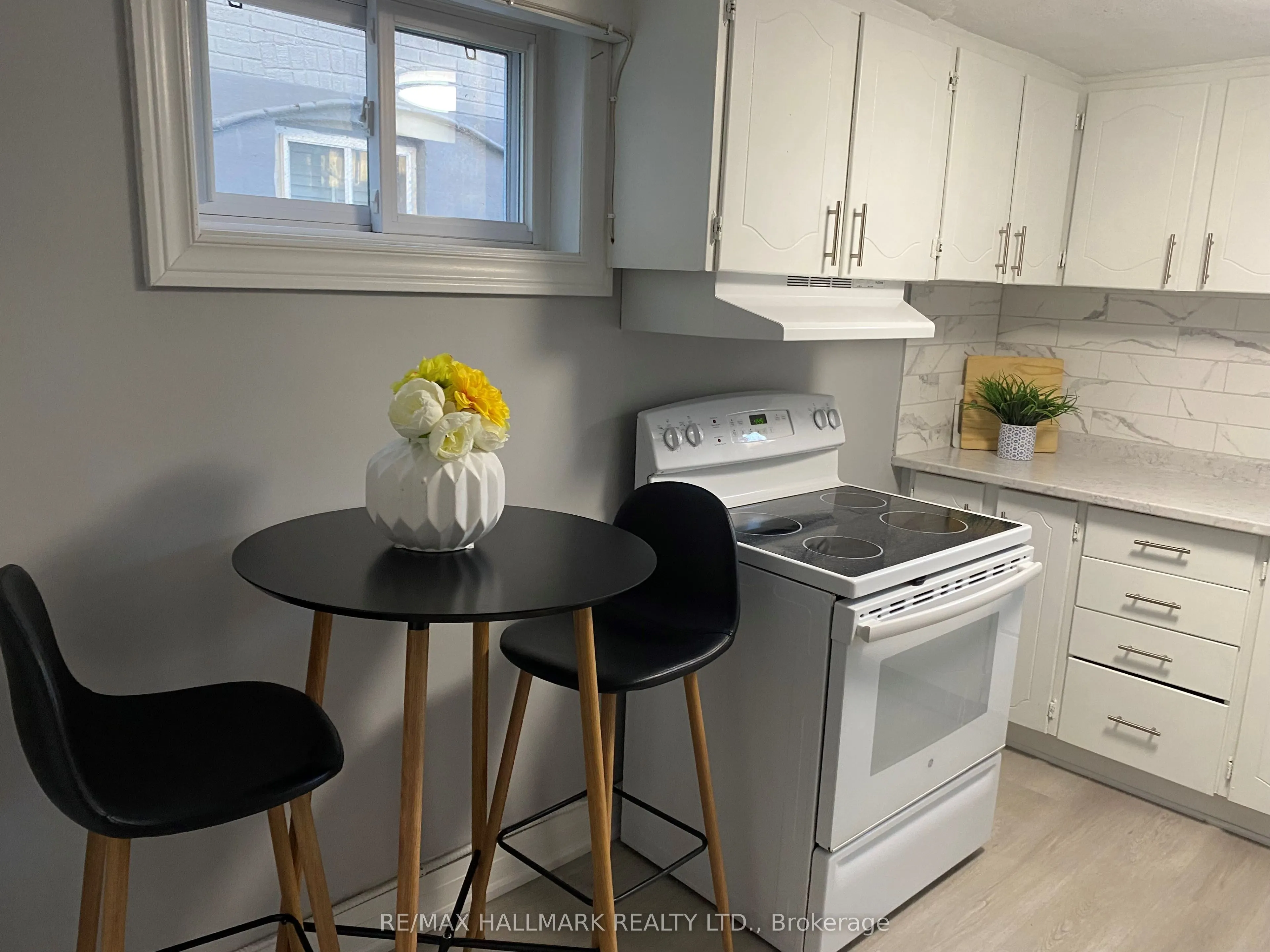 90A Bicknell Avenue