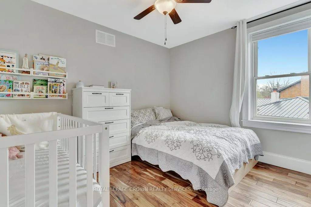 102 Poplar Avenue
