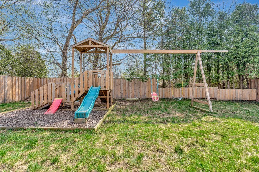 102 Poplar Avenue