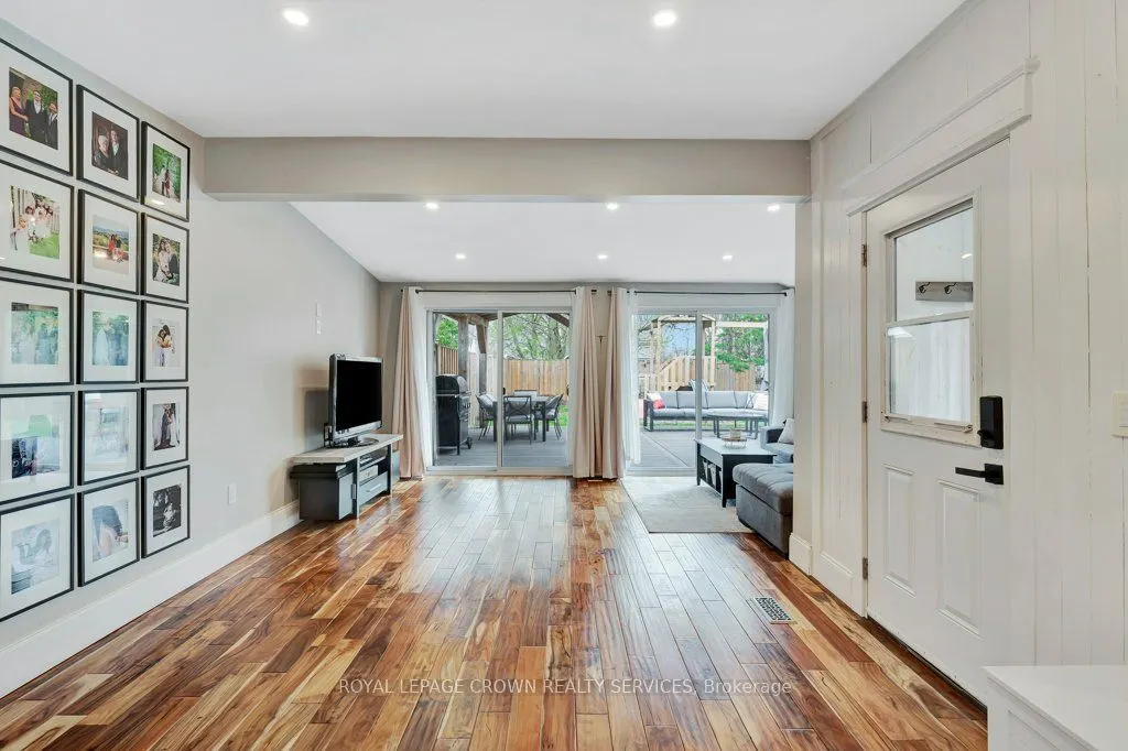 102 Poplar Avenue