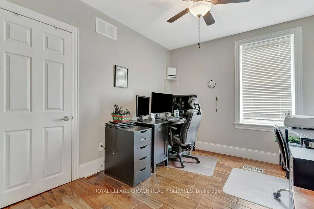 102 Poplar Avenue
