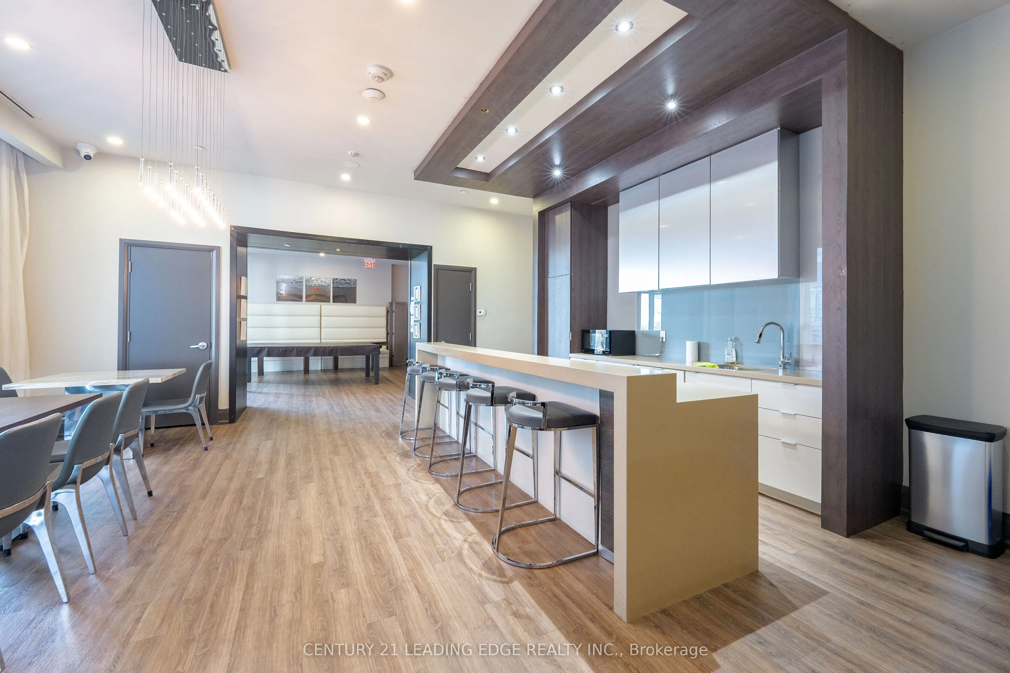 59 ANNIE CRAIG Drive #603