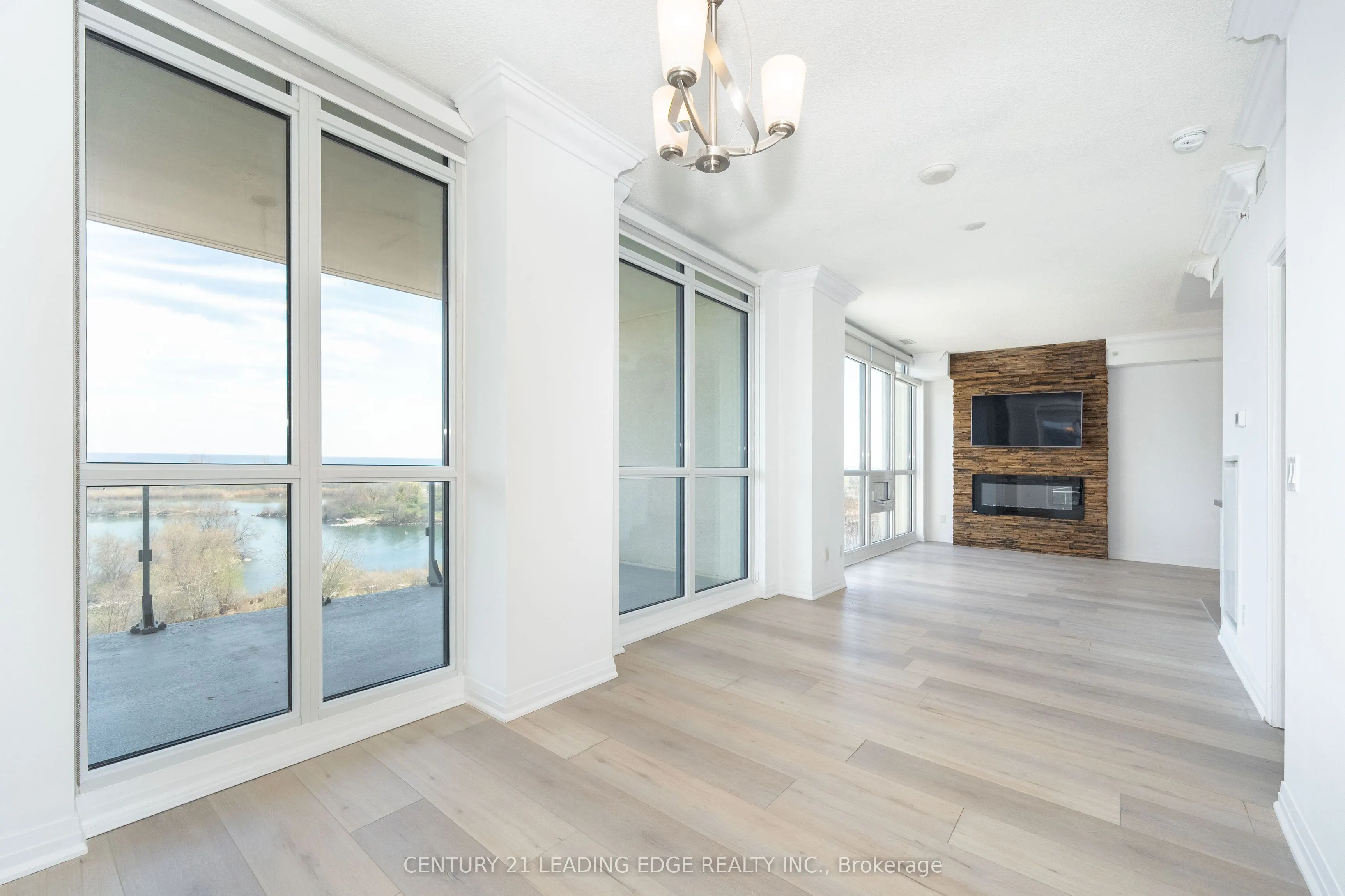 59 ANNIE CRAIG Drive #603