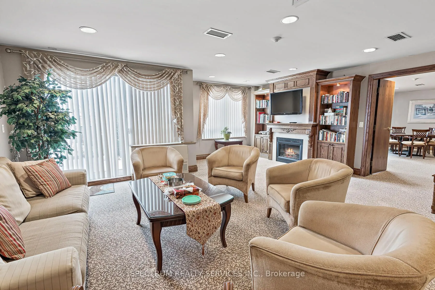 4 CLERMISTON Crescent #50
