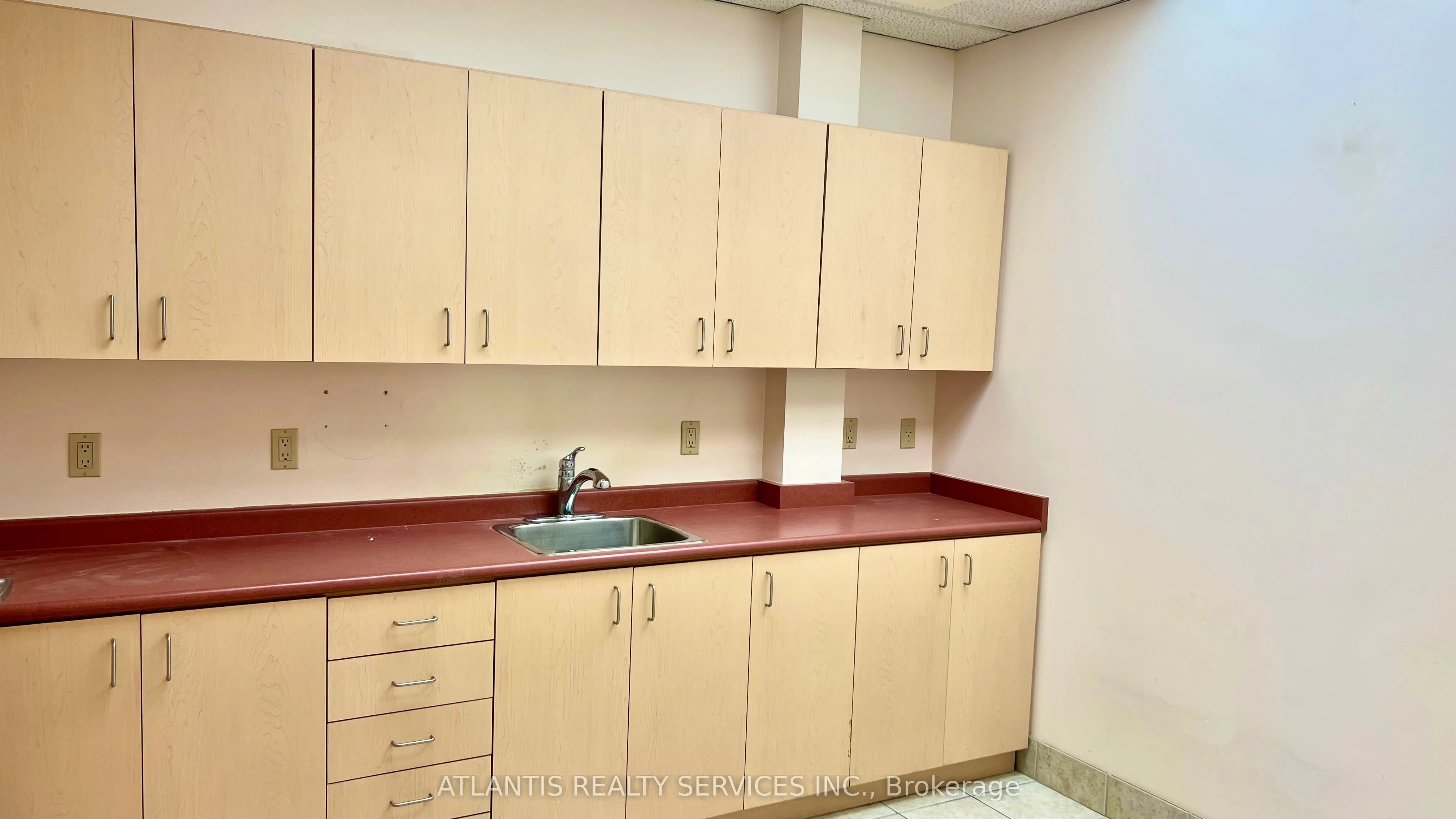 680 Silver Creek Boulevard, #102B