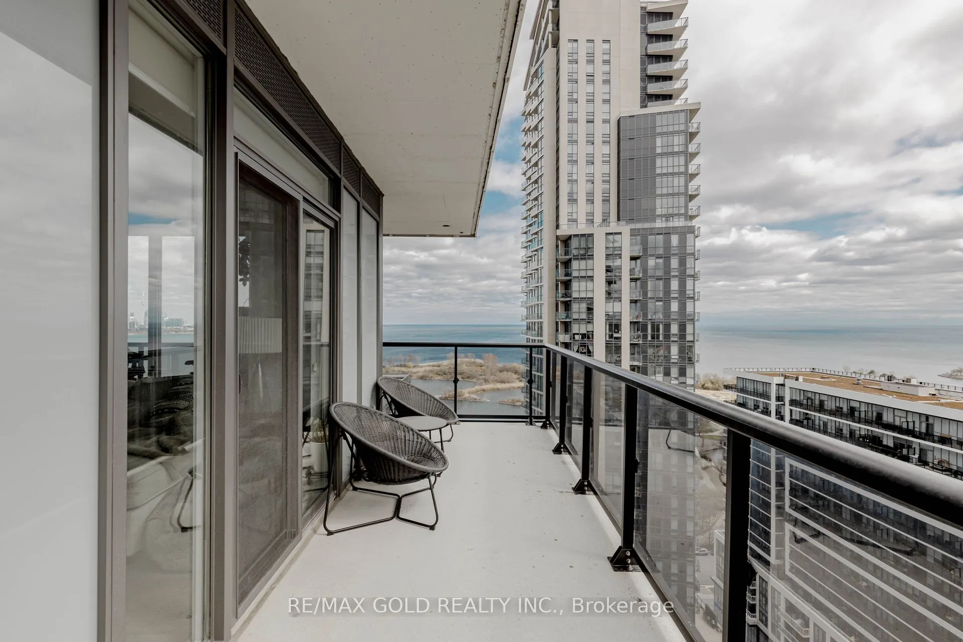 56 Annie Craig Drive, #2203