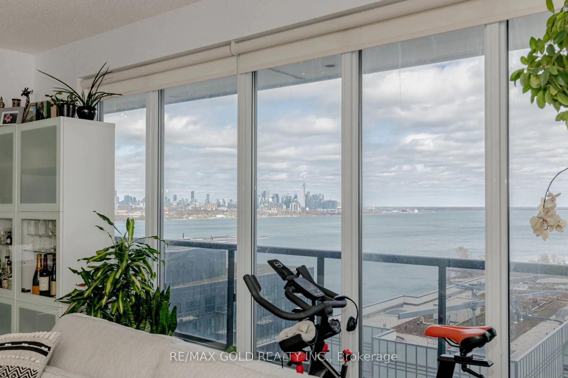 56 Annie Craig Drive, #2203