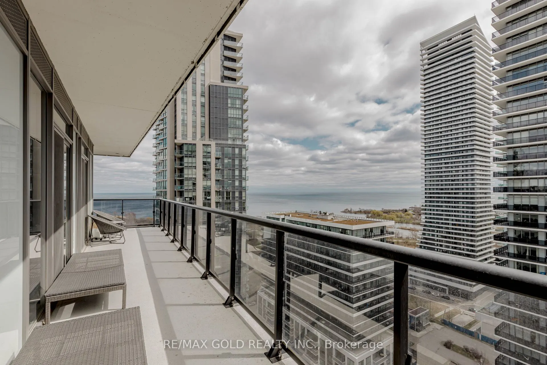 56 Annie Craig Drive, #2203
