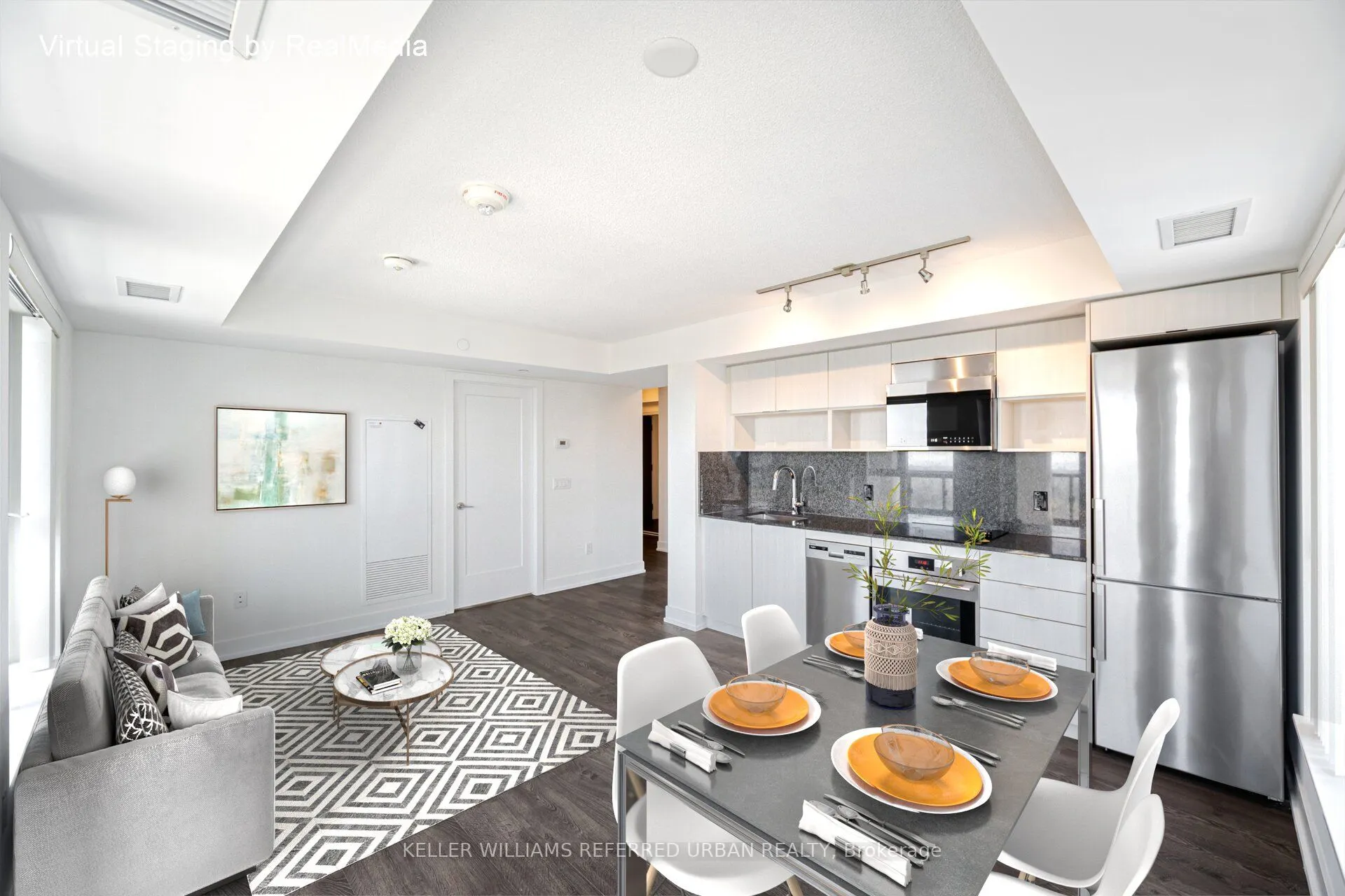 9 Mabelle Avenue, #2422