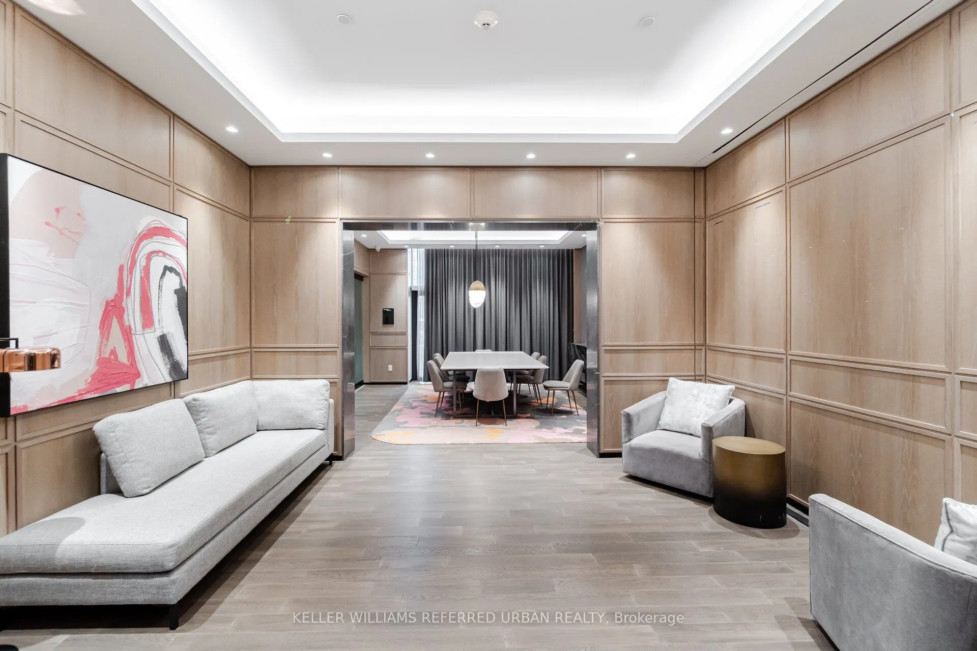 9 Mabelle Avenue, #2422