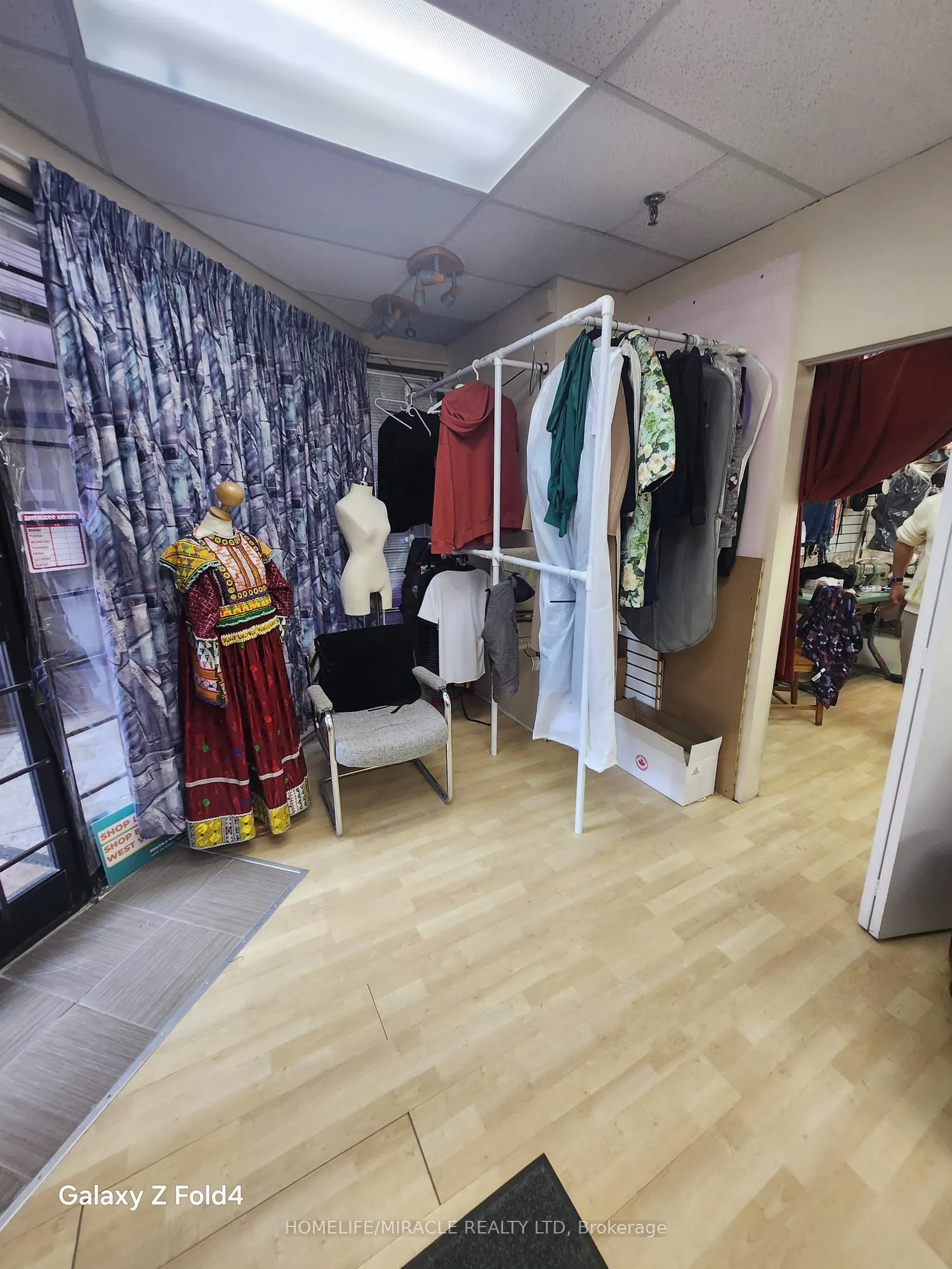 2323 Bloor Street W, #8