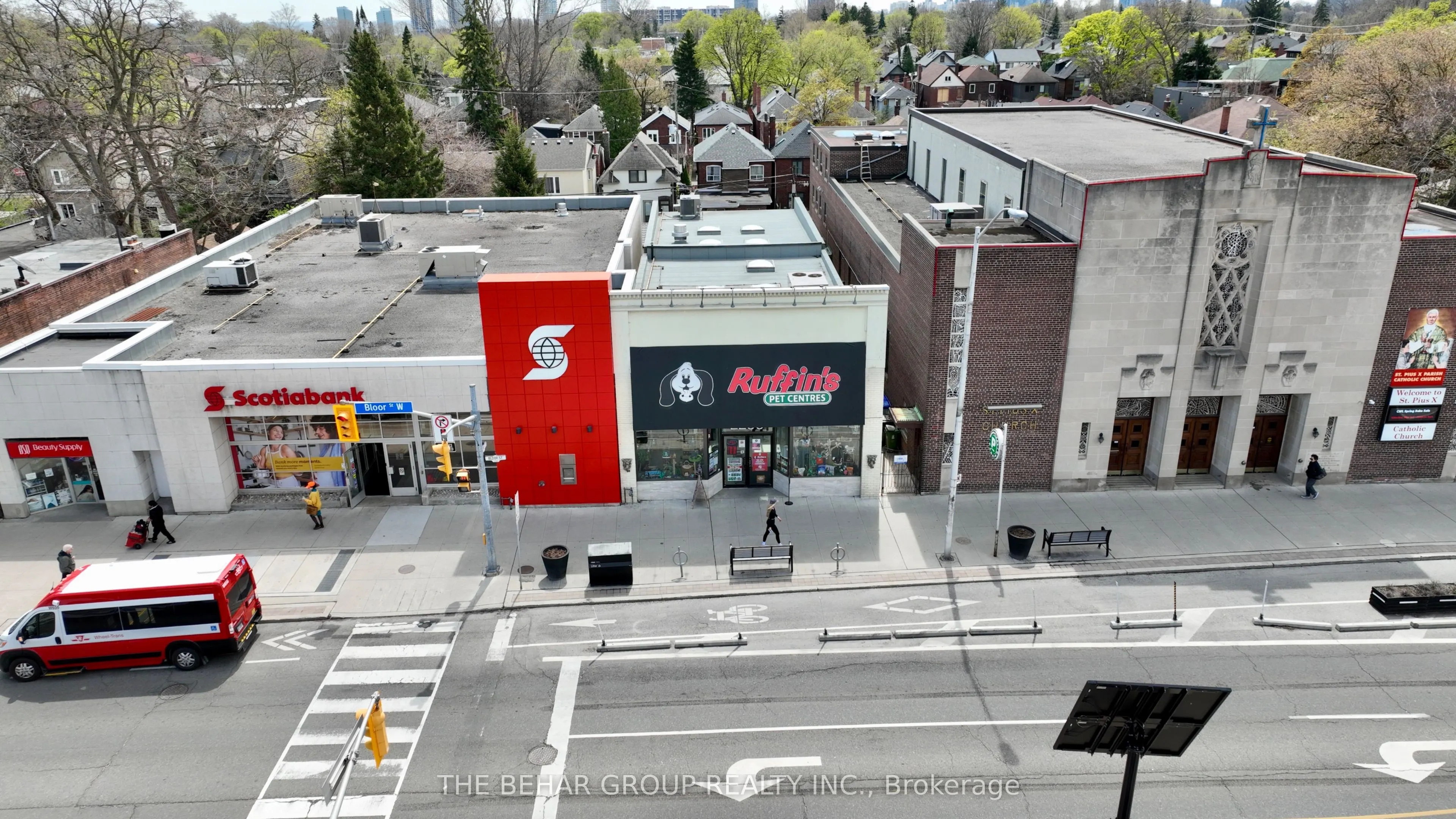 2299 Bloor Street W