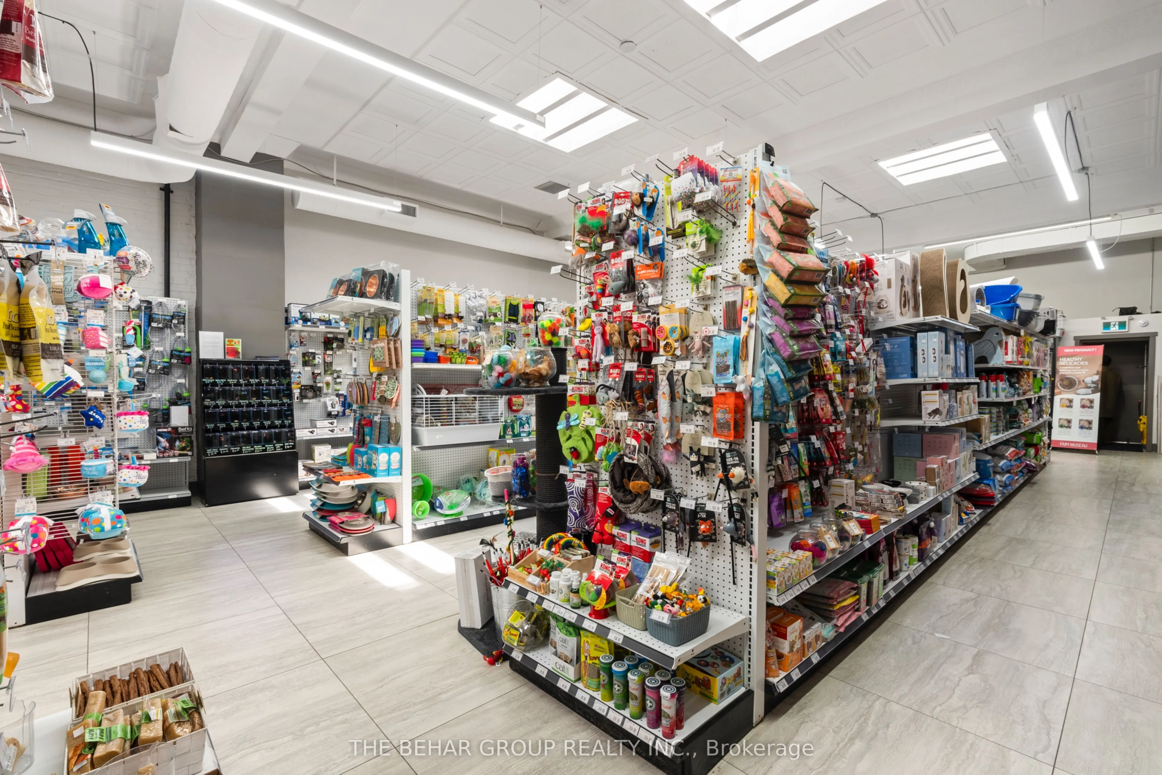 2299 Bloor Street W