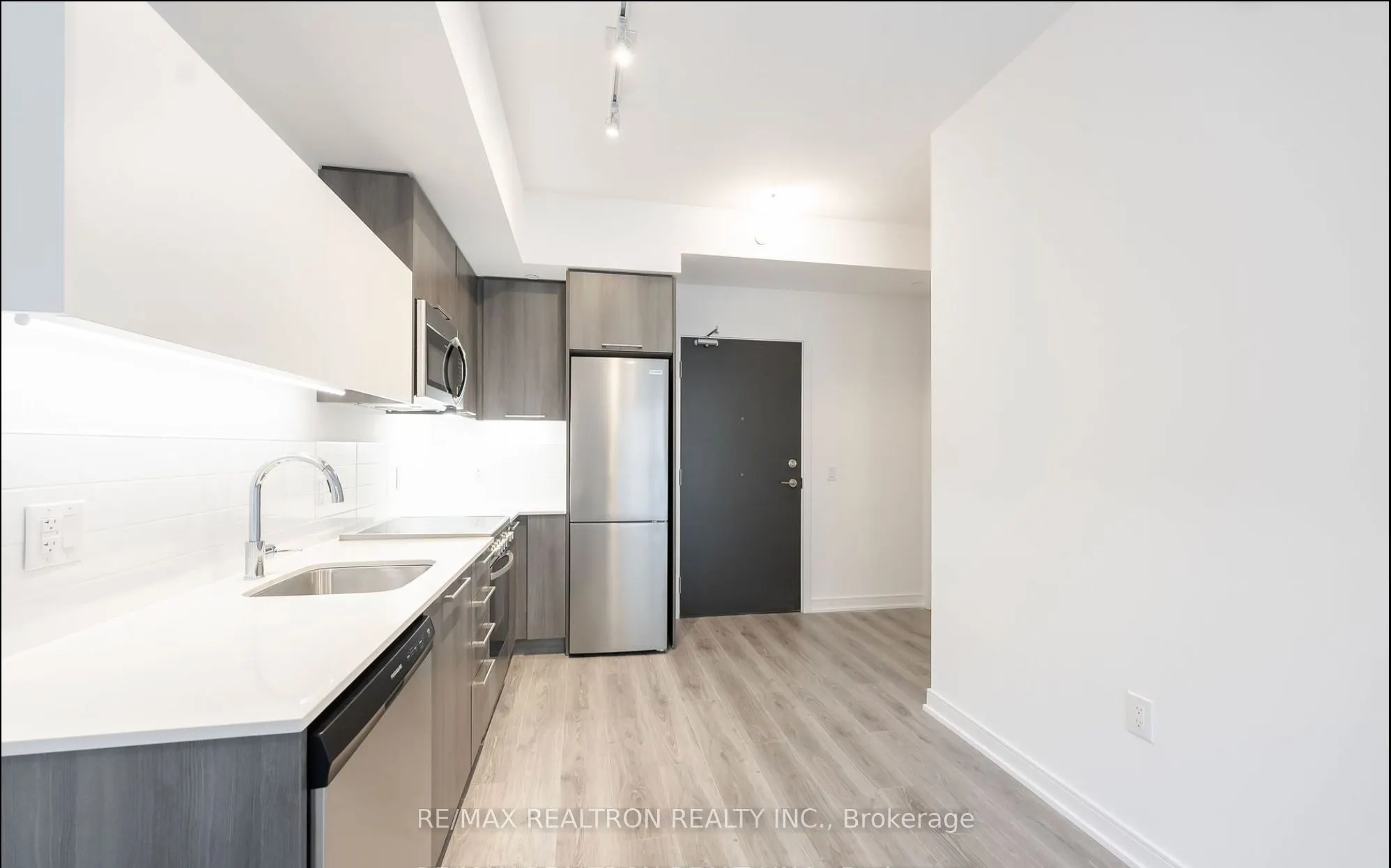 25 Neighbourhood Lane, #205
