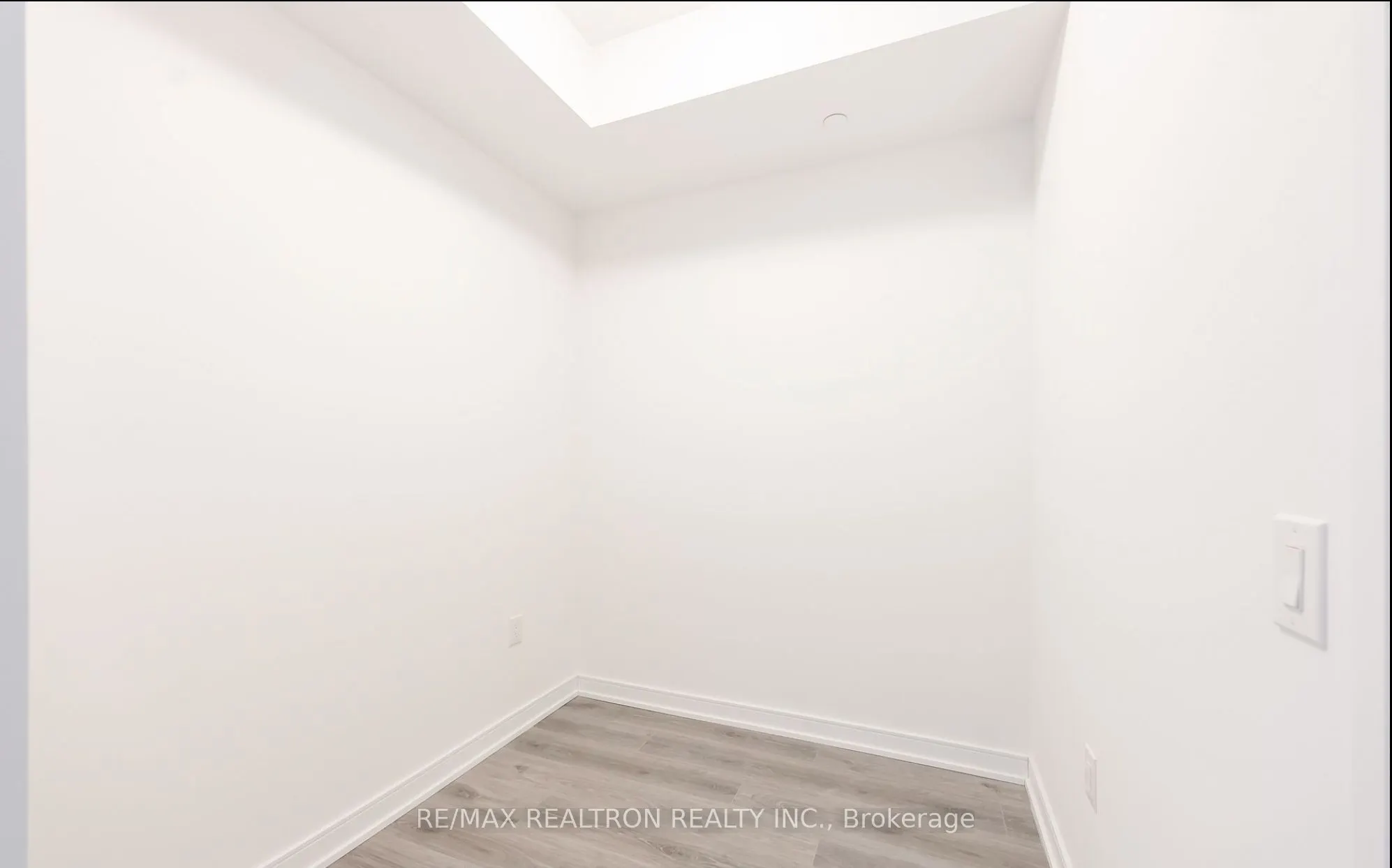 25 Neighbourhood Lane, #205