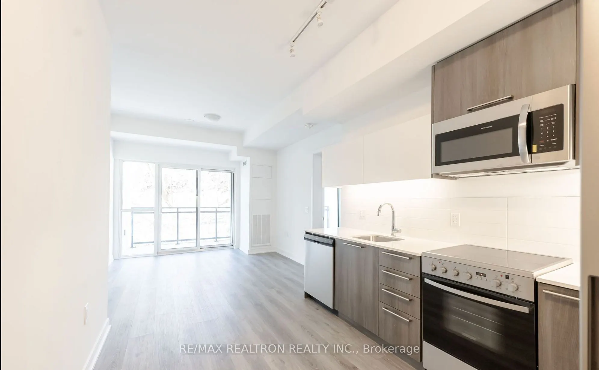 25 Neighbourhood Lane, #205