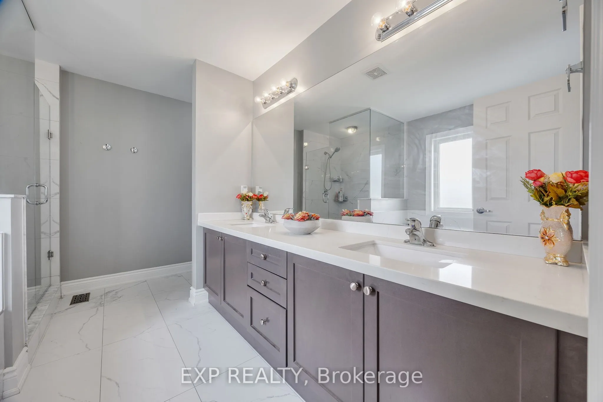 18 Prairie Creek Crescent
