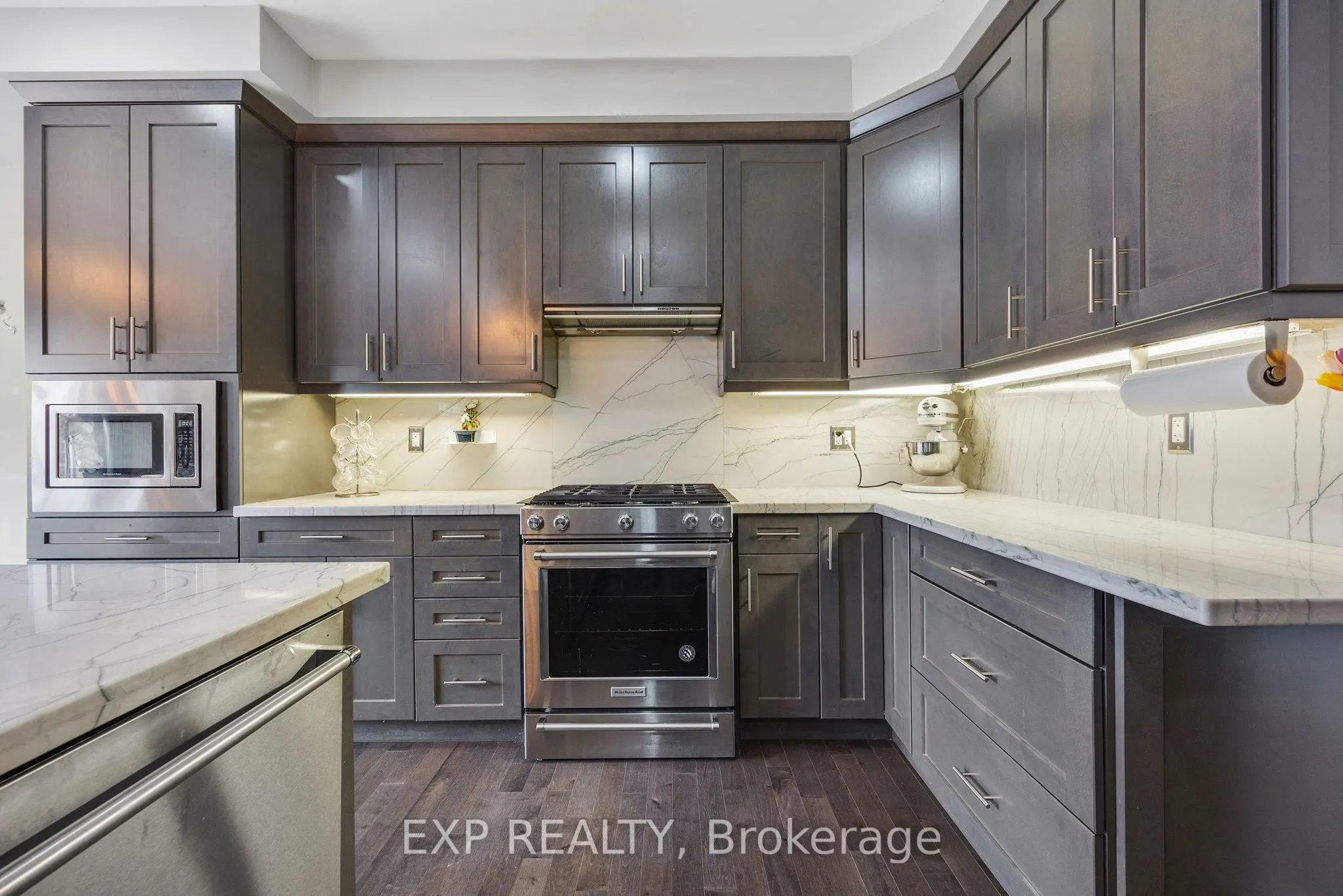 18 Prairie Creek Crescent