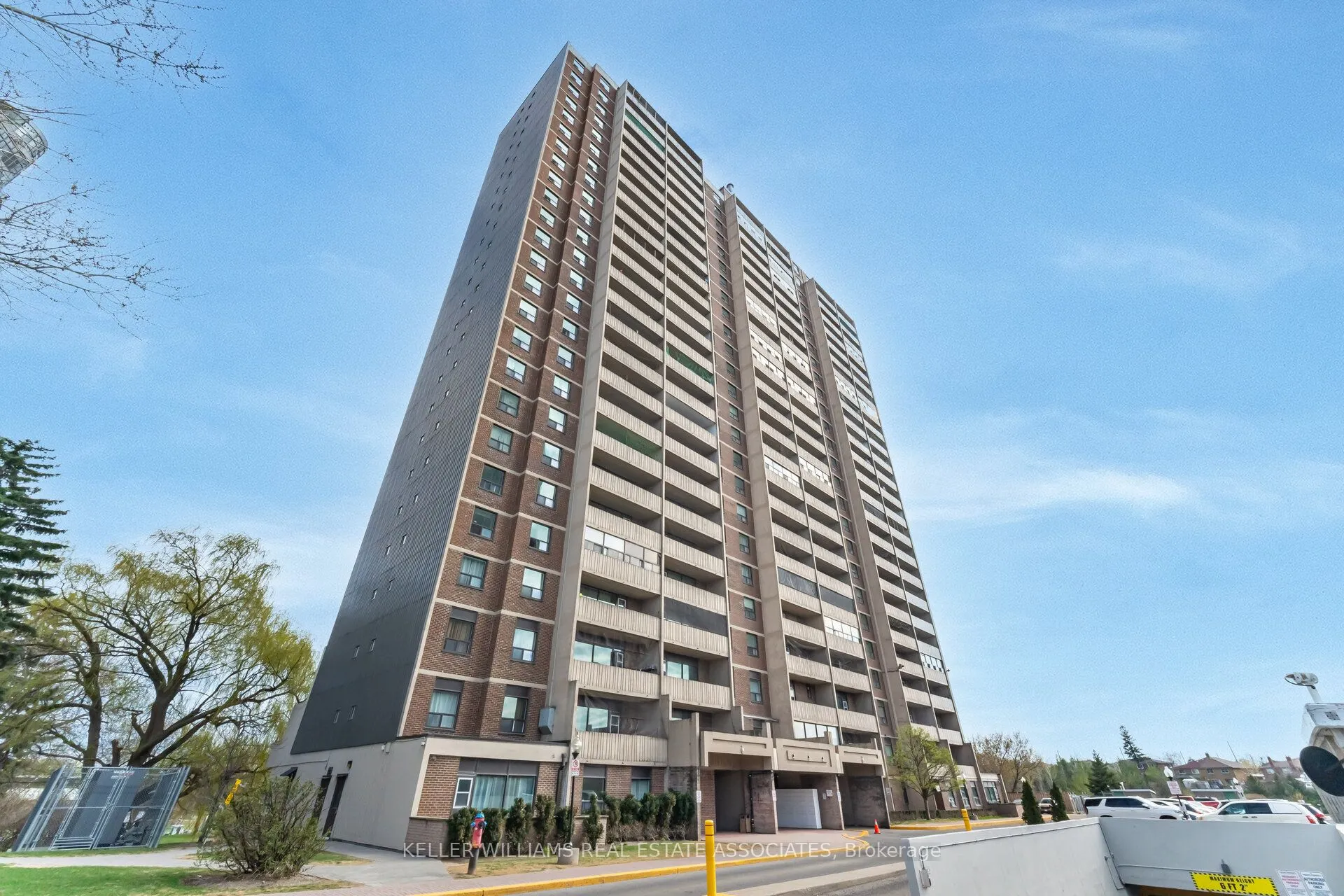 3390 Weston Road, #1104