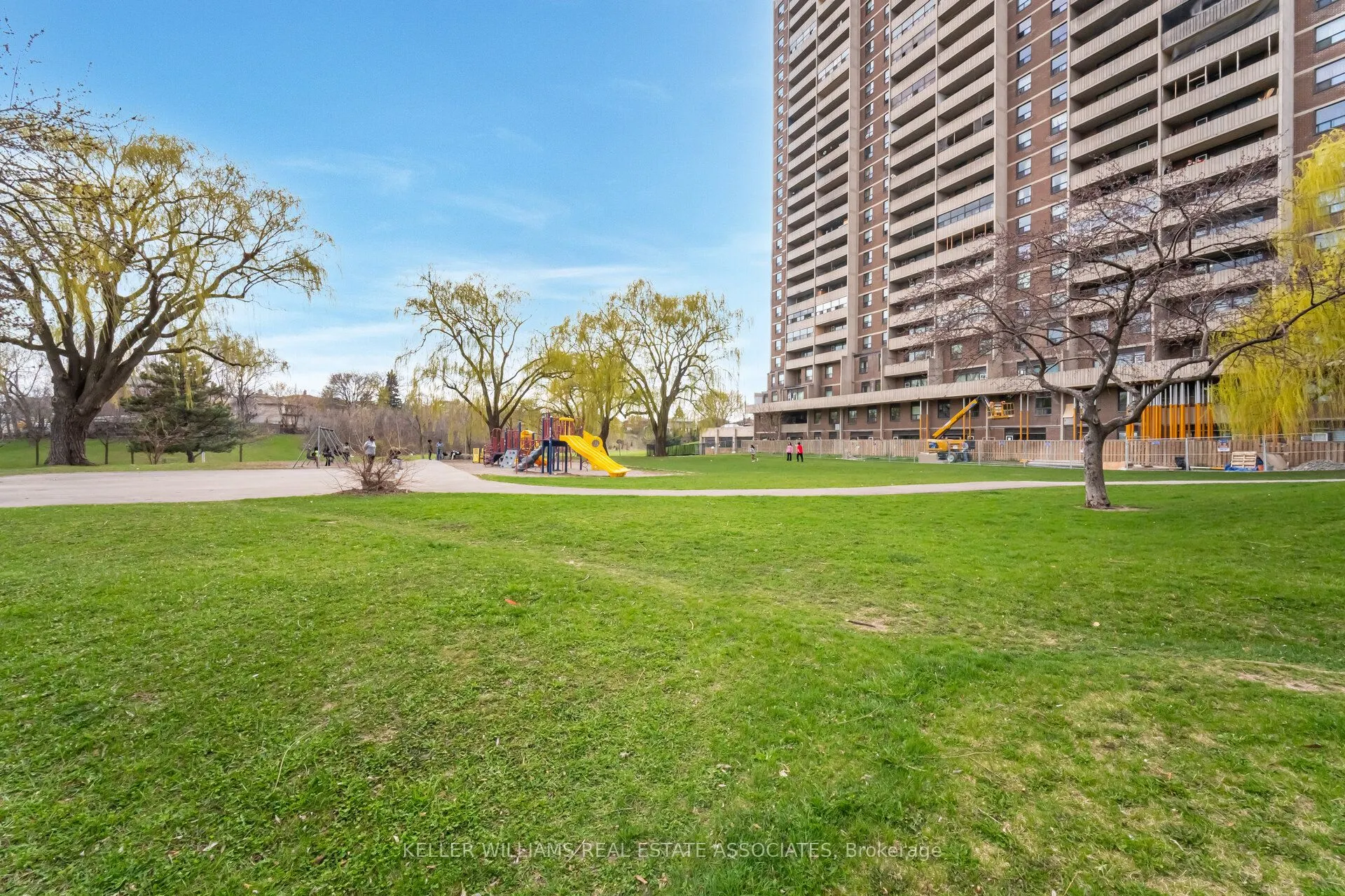 3390 Weston Road, #1104