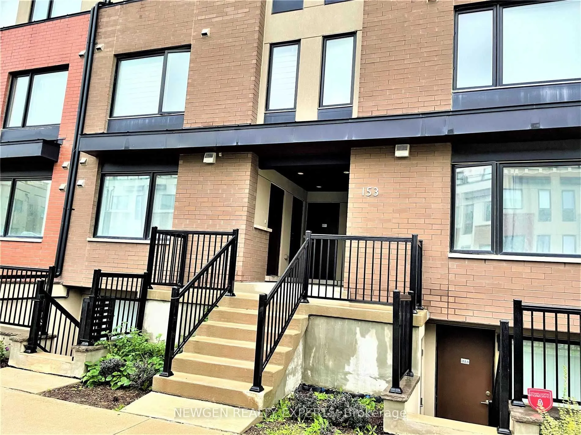 153 William Duncan Road, #4