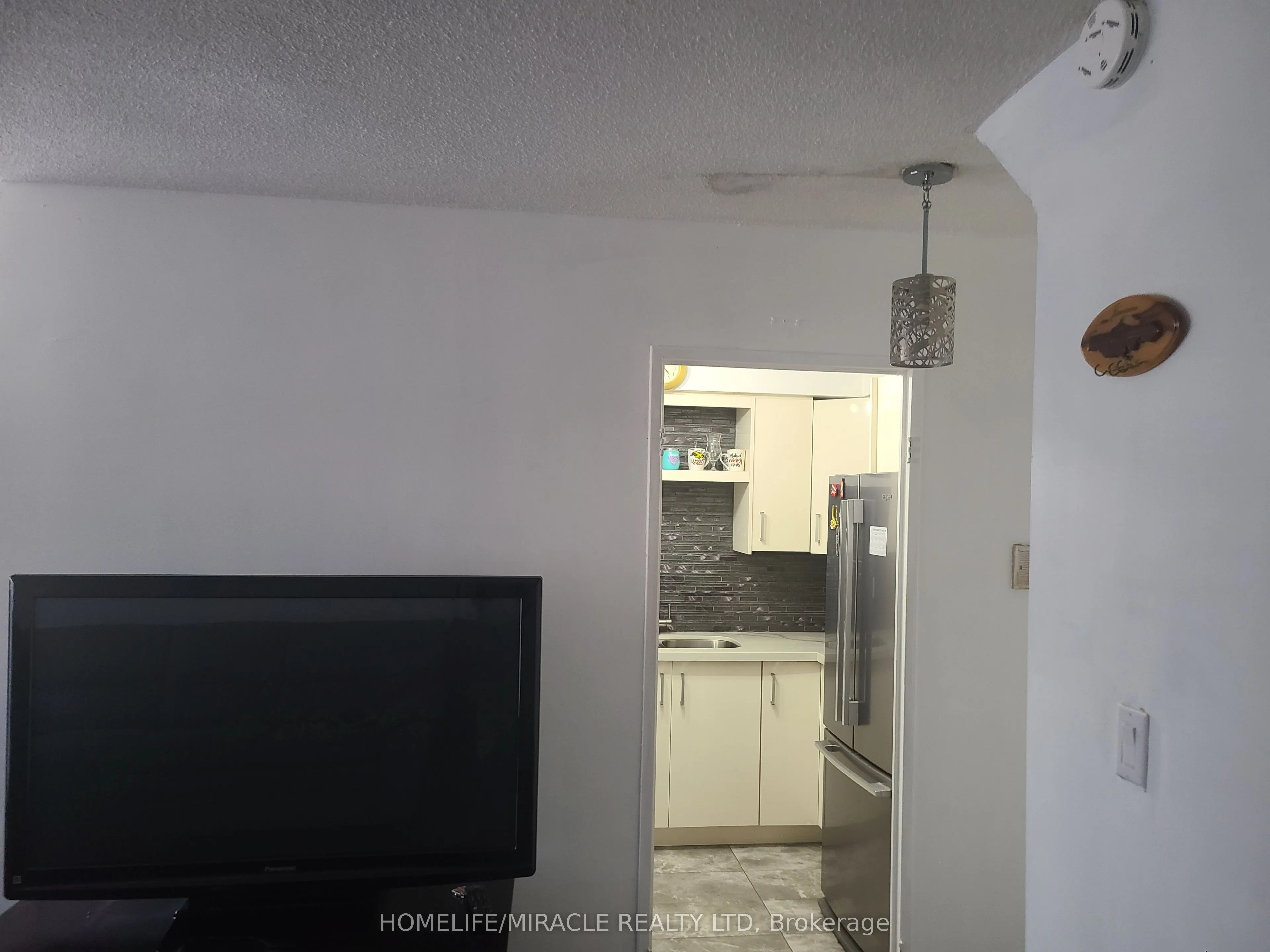 10 Eddystone Avenue, #220