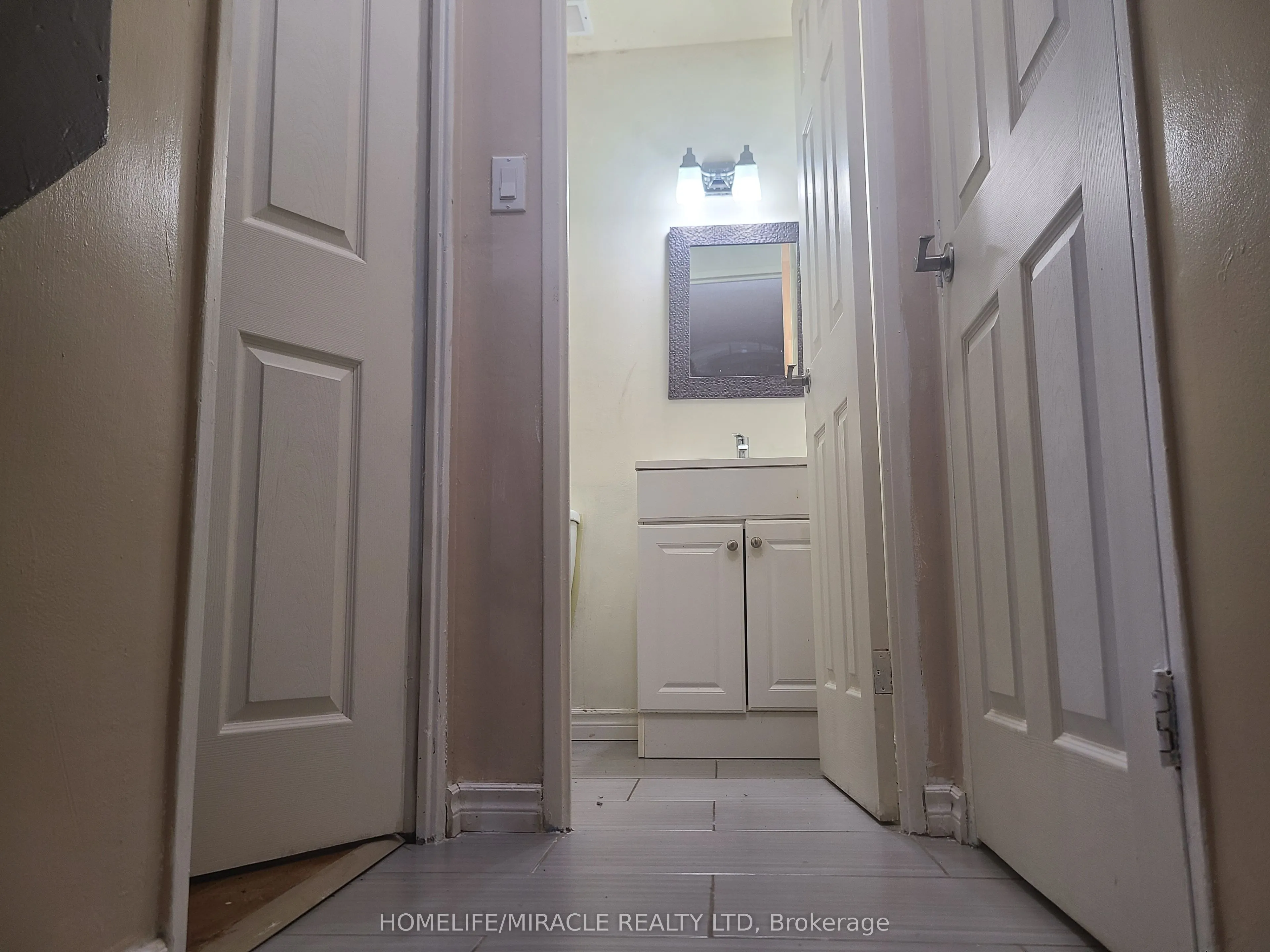 10 Eddystone Avenue, #220
