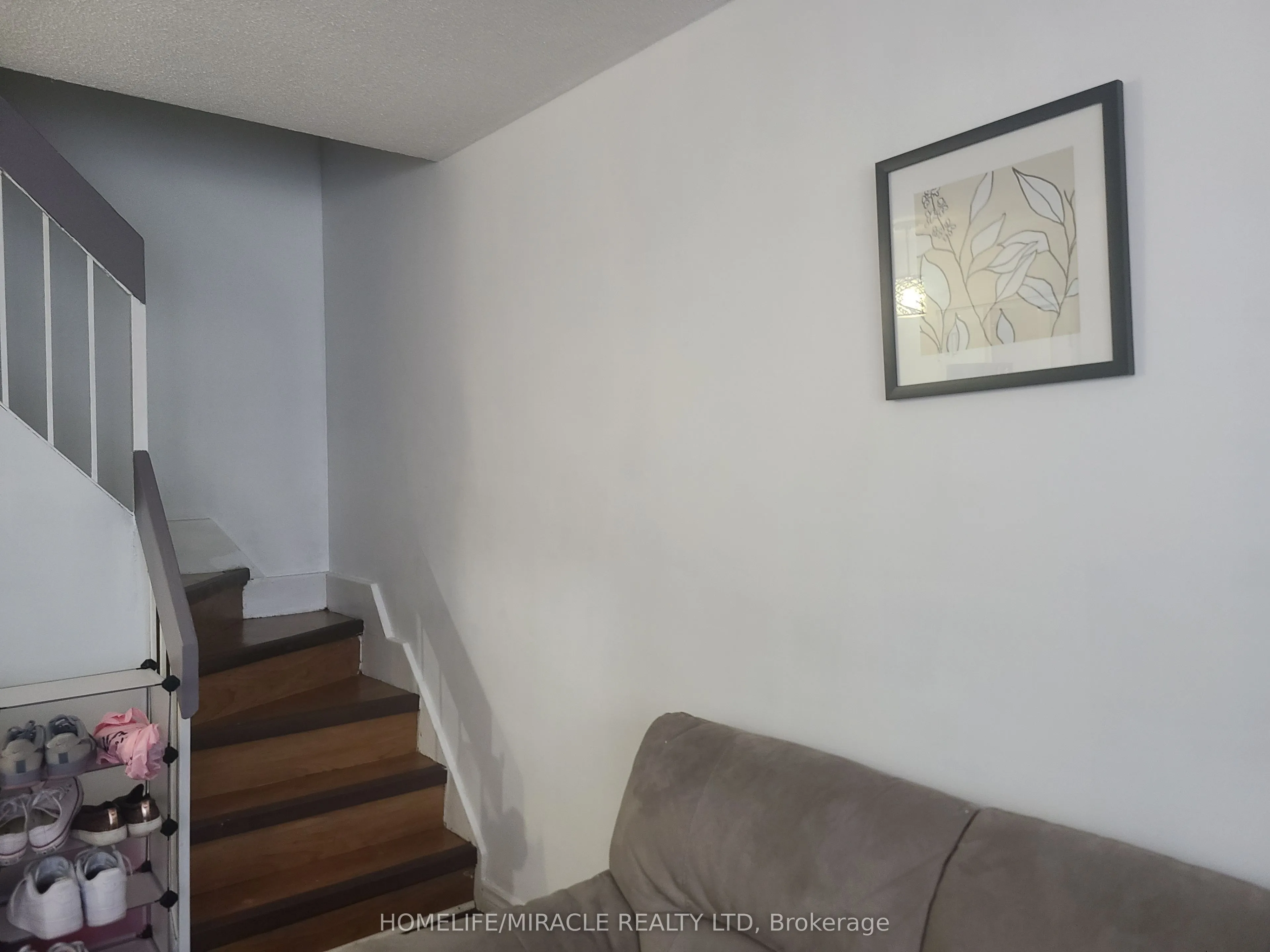 10 Eddystone Avenue, #220
