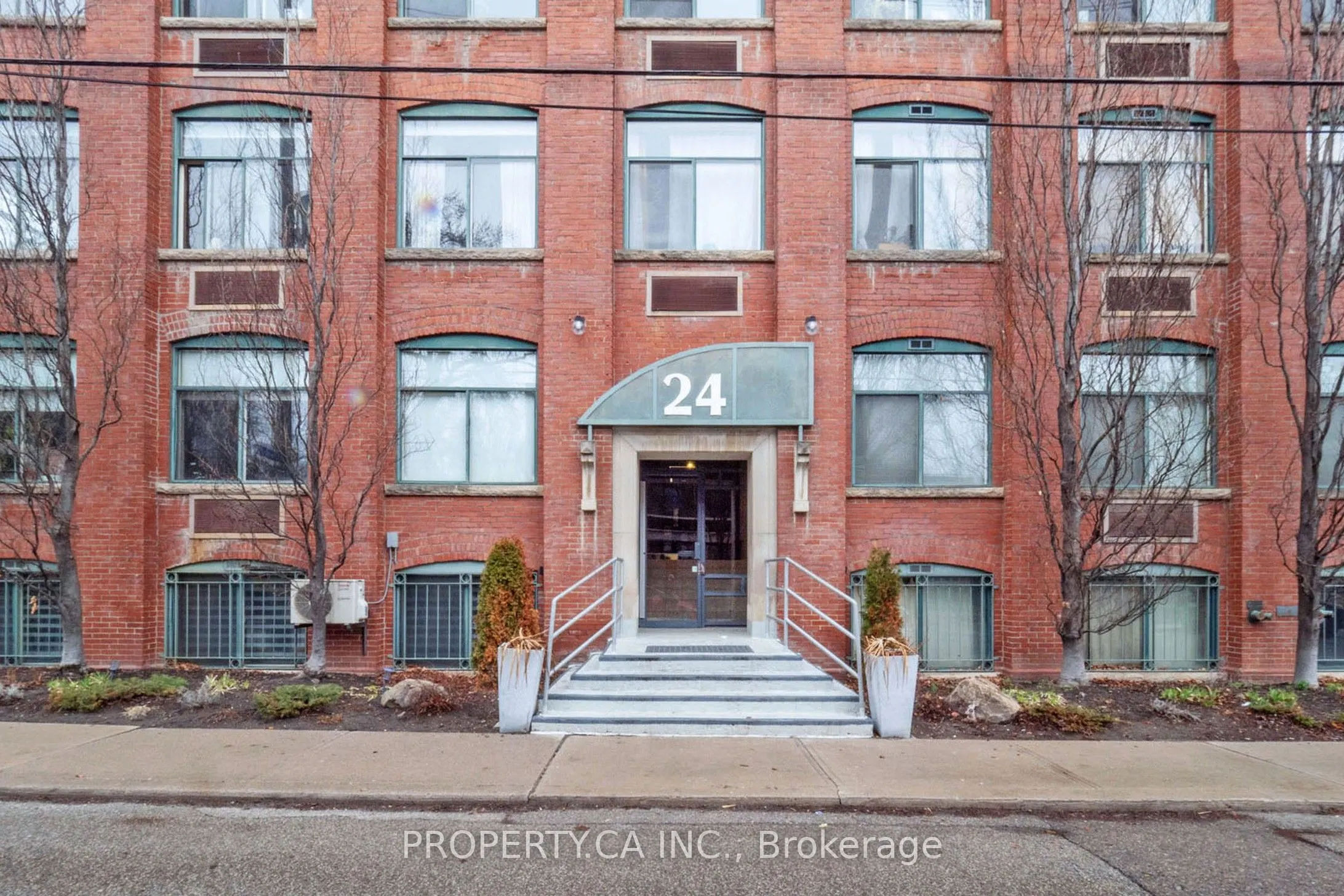24 Noble Street, #210