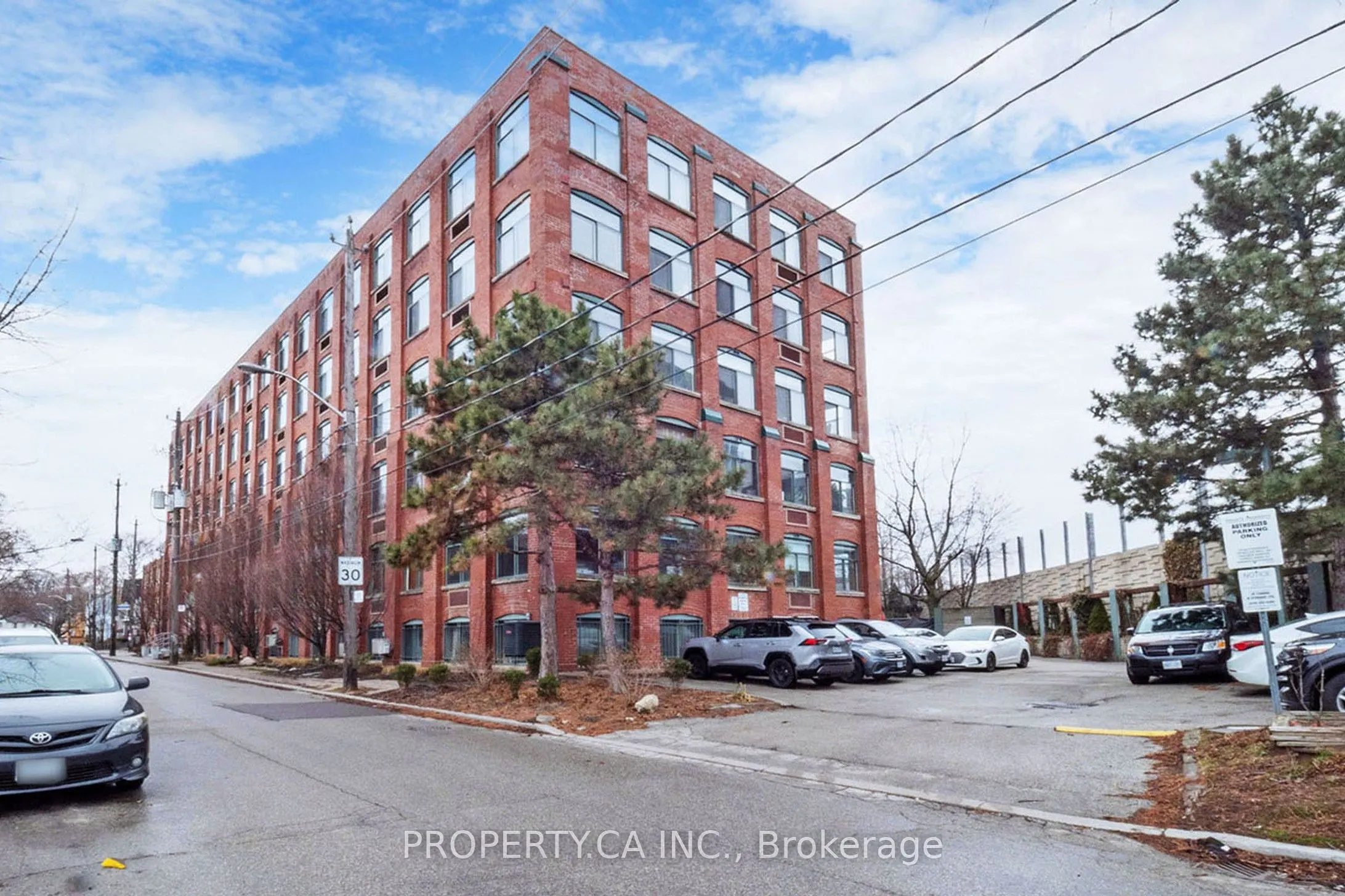 24 Noble Street, #210