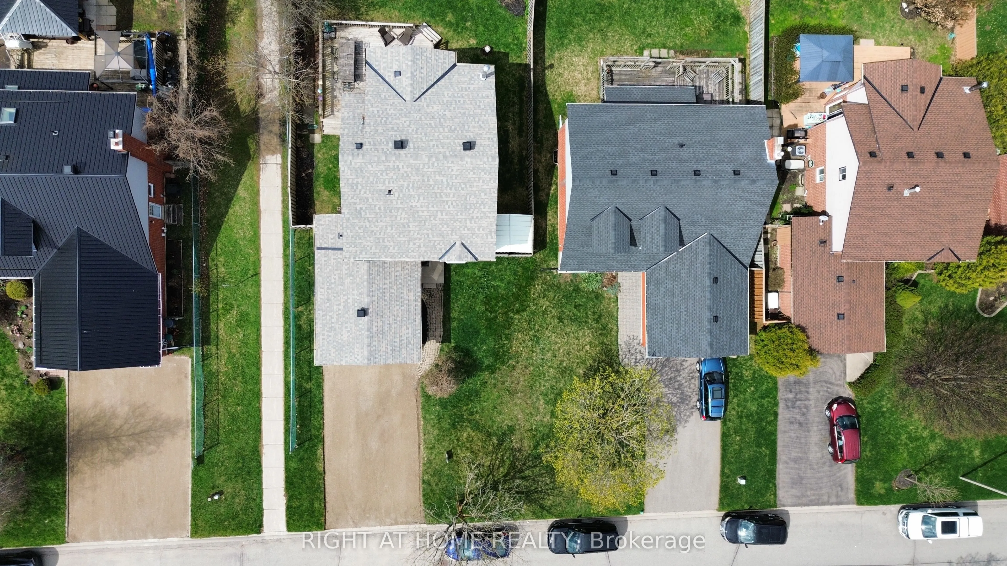 11 Passmore Avenue