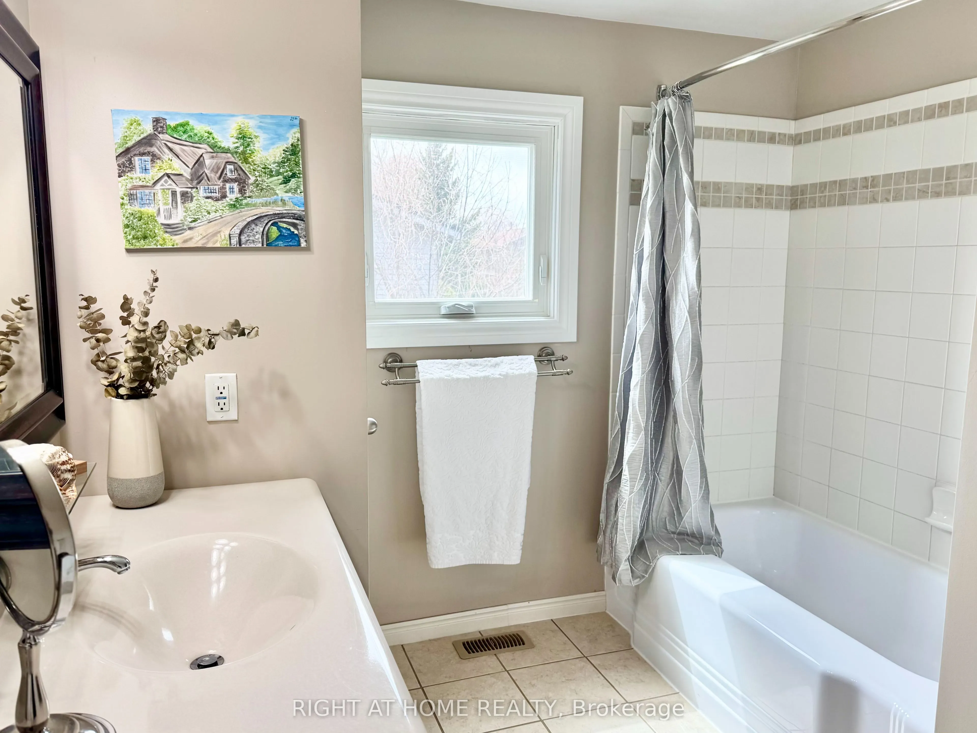11 Passmore Avenue