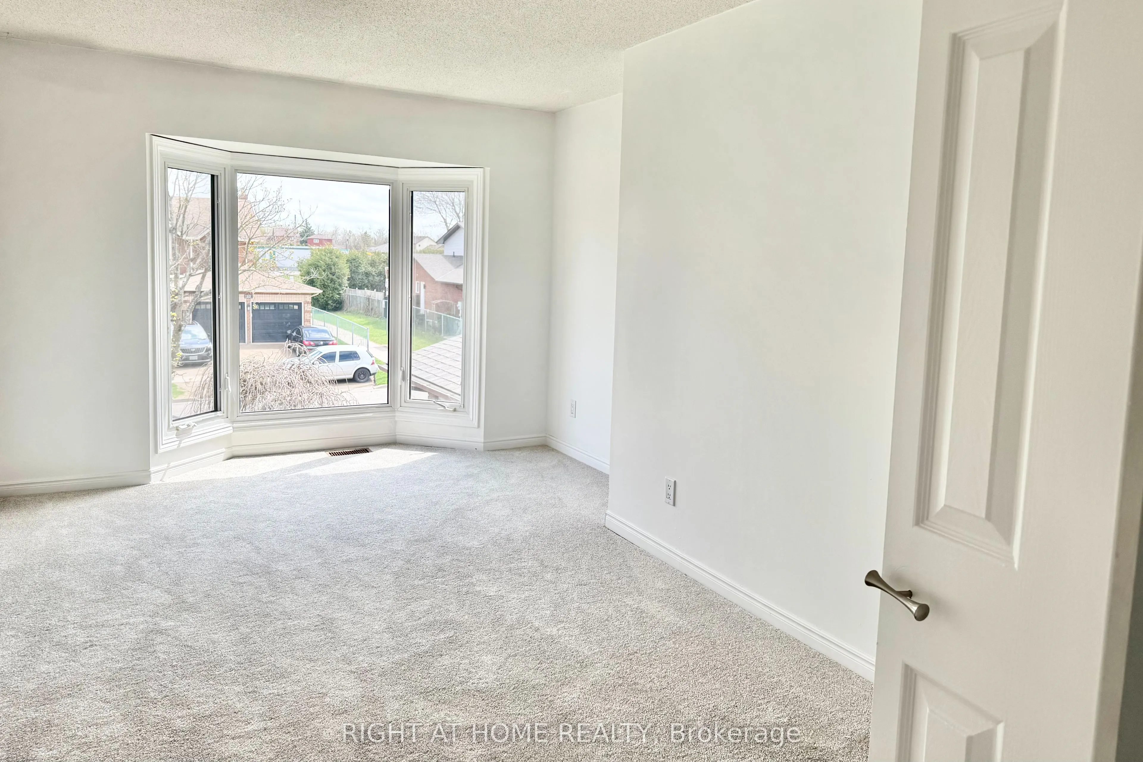 11 Passmore Avenue