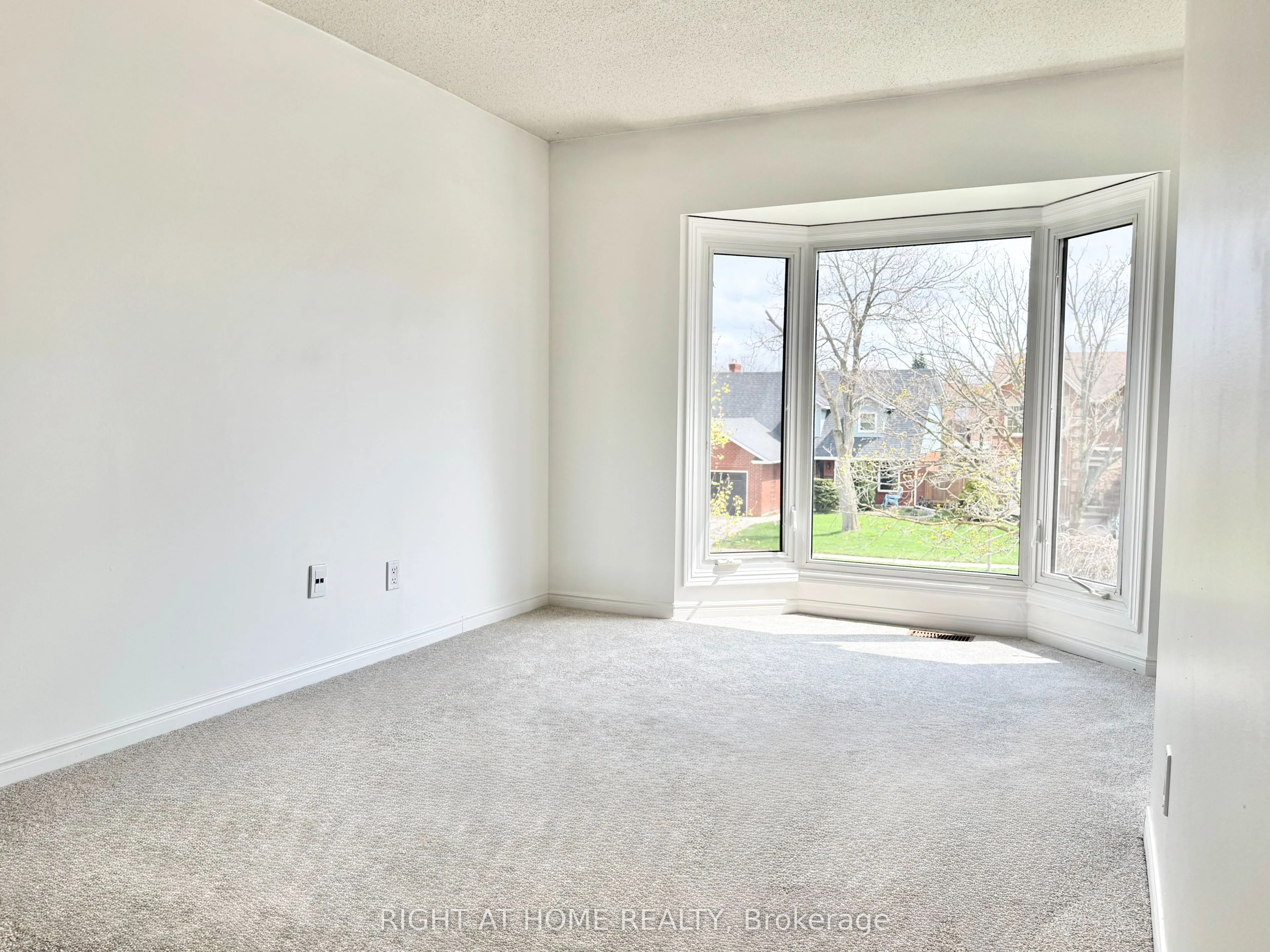 11 Passmore Avenue