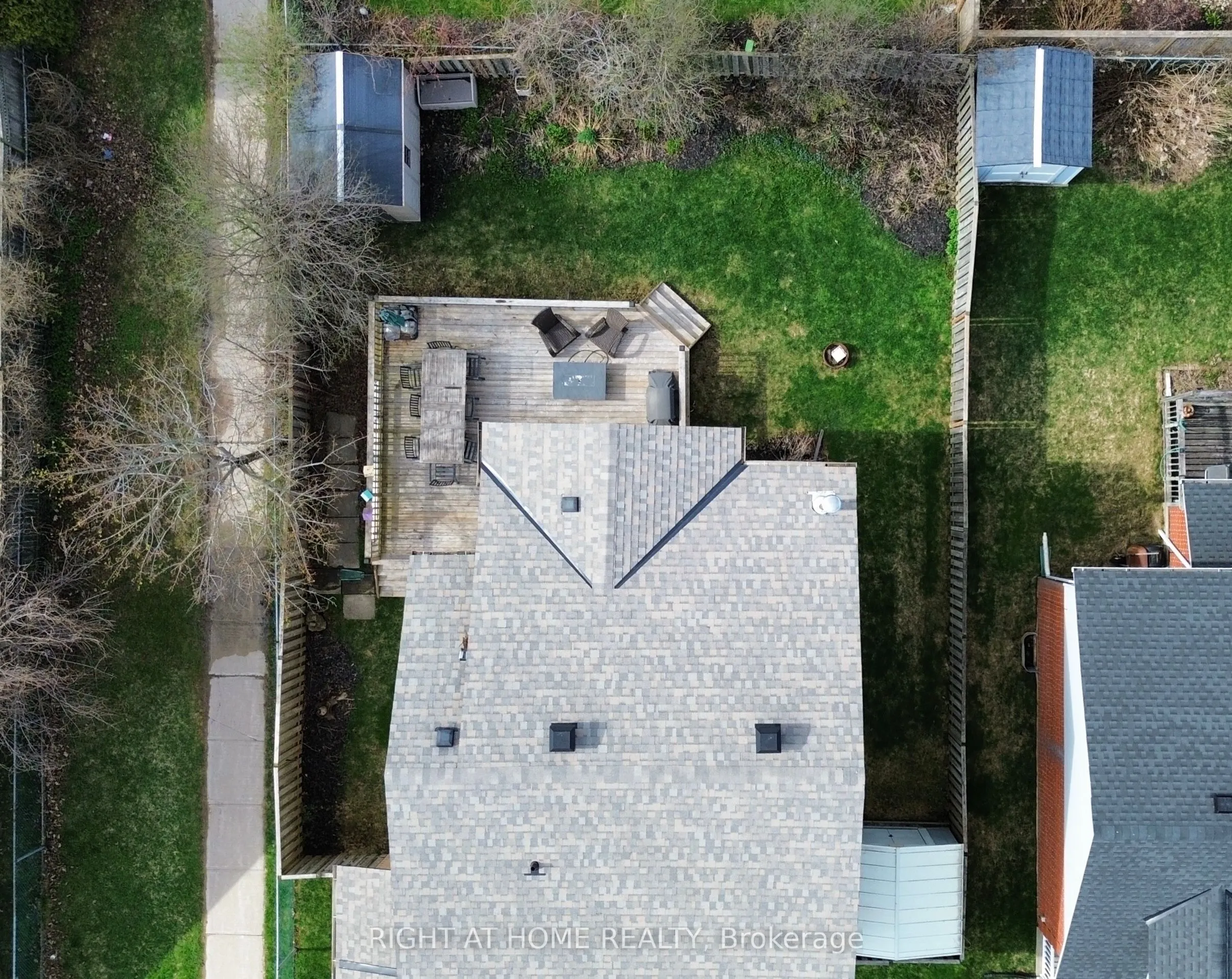 11 Passmore Avenue