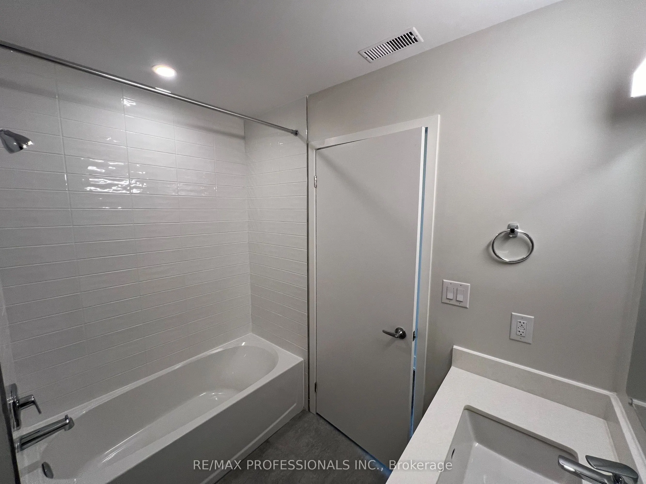 62 Dixfield Drive, #102